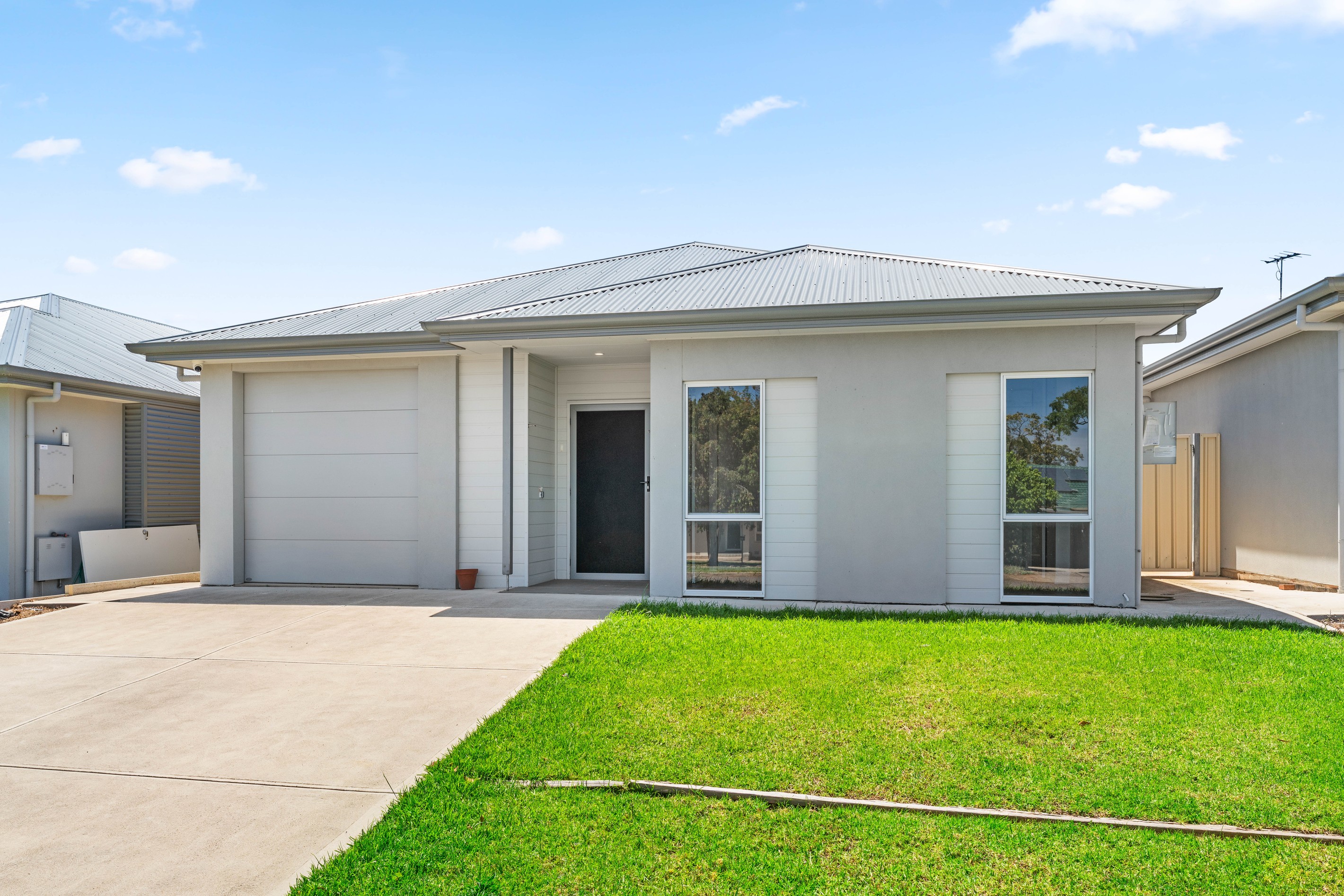 14A Barnabas Crescent, Christie Downs, SA 5164