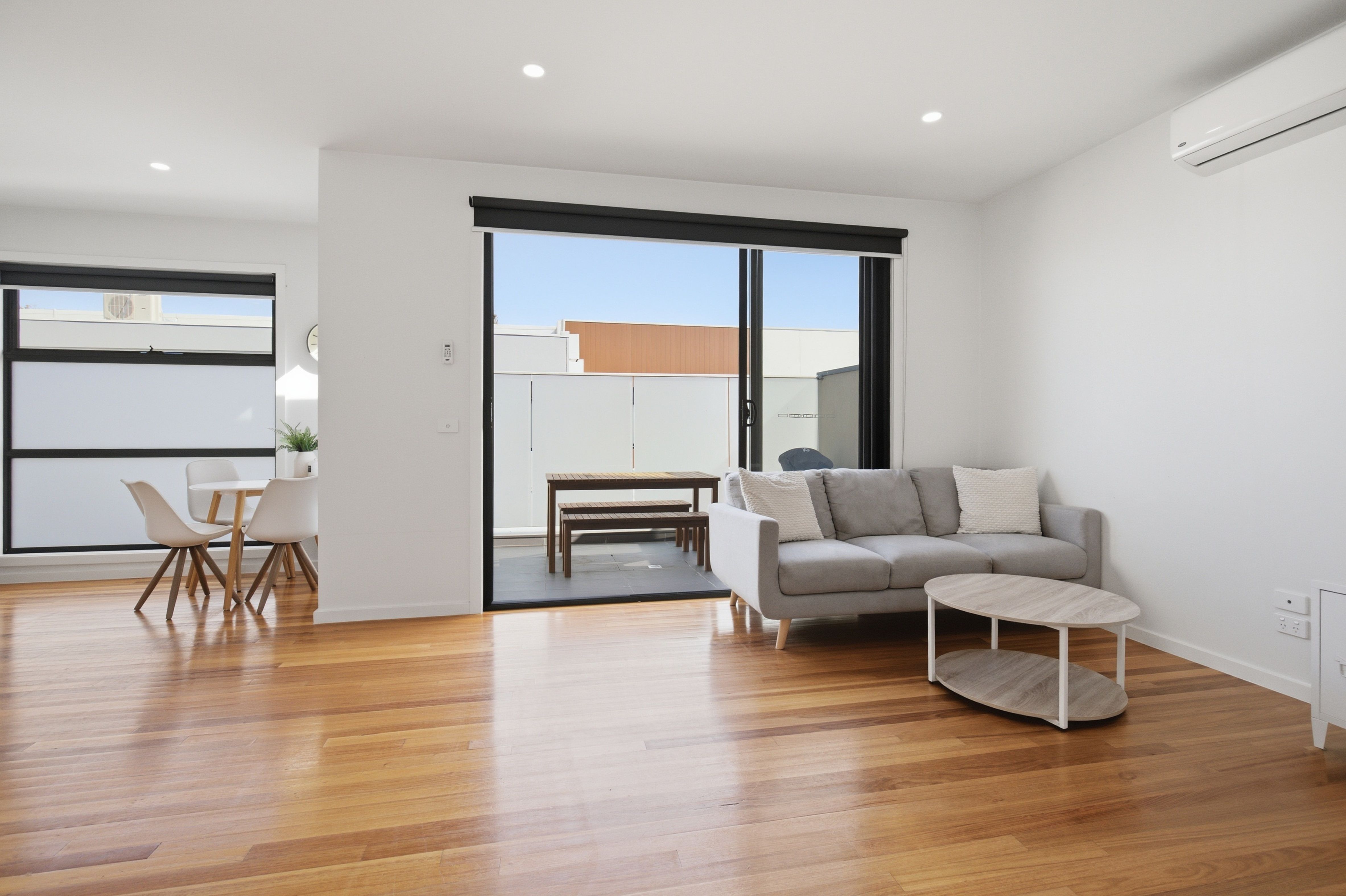 3/50 Adele Avenue — photo 3 of 18