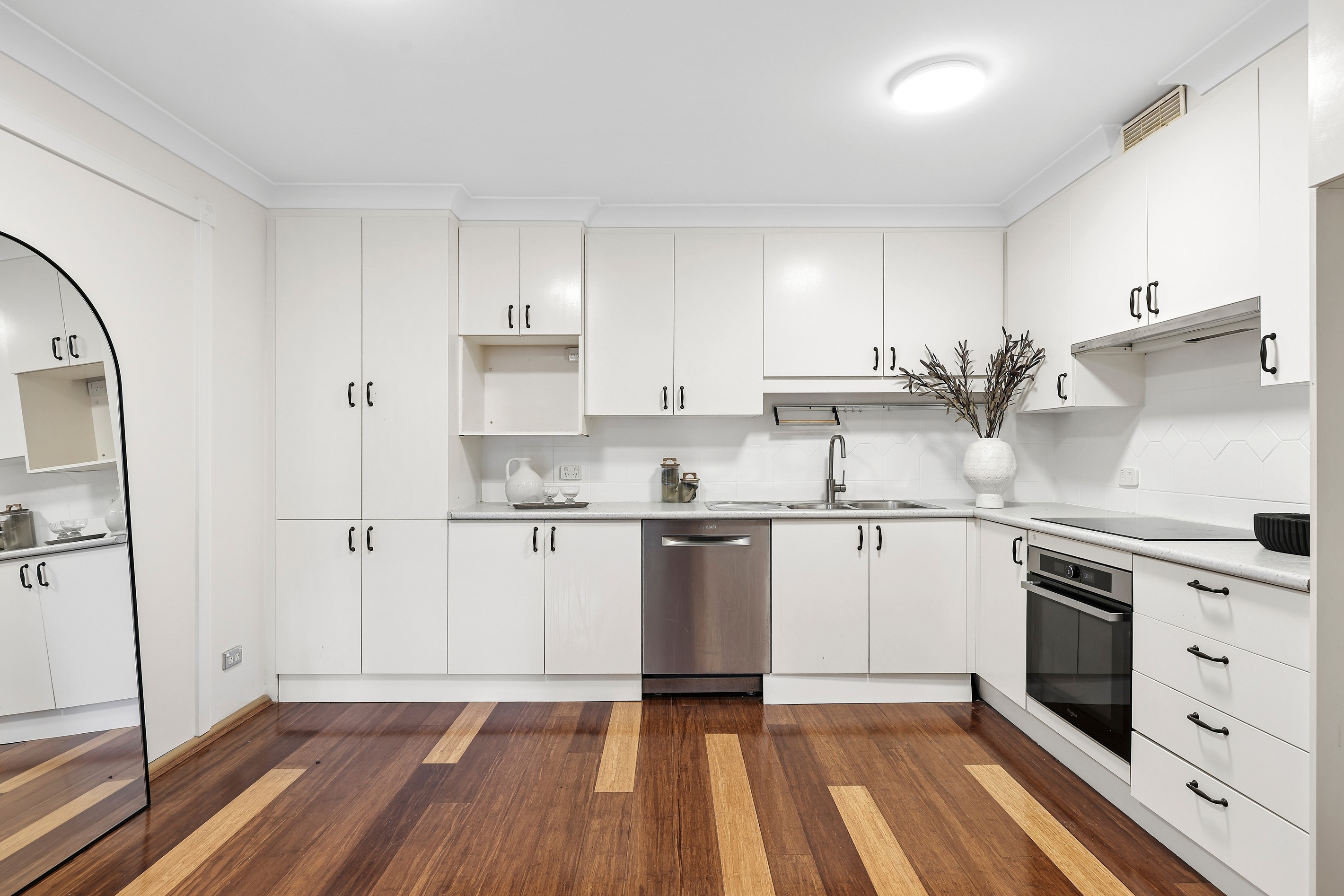 145/362 Mitchell Road (Enter via Huntley Street), Alexandria, NSW 2015