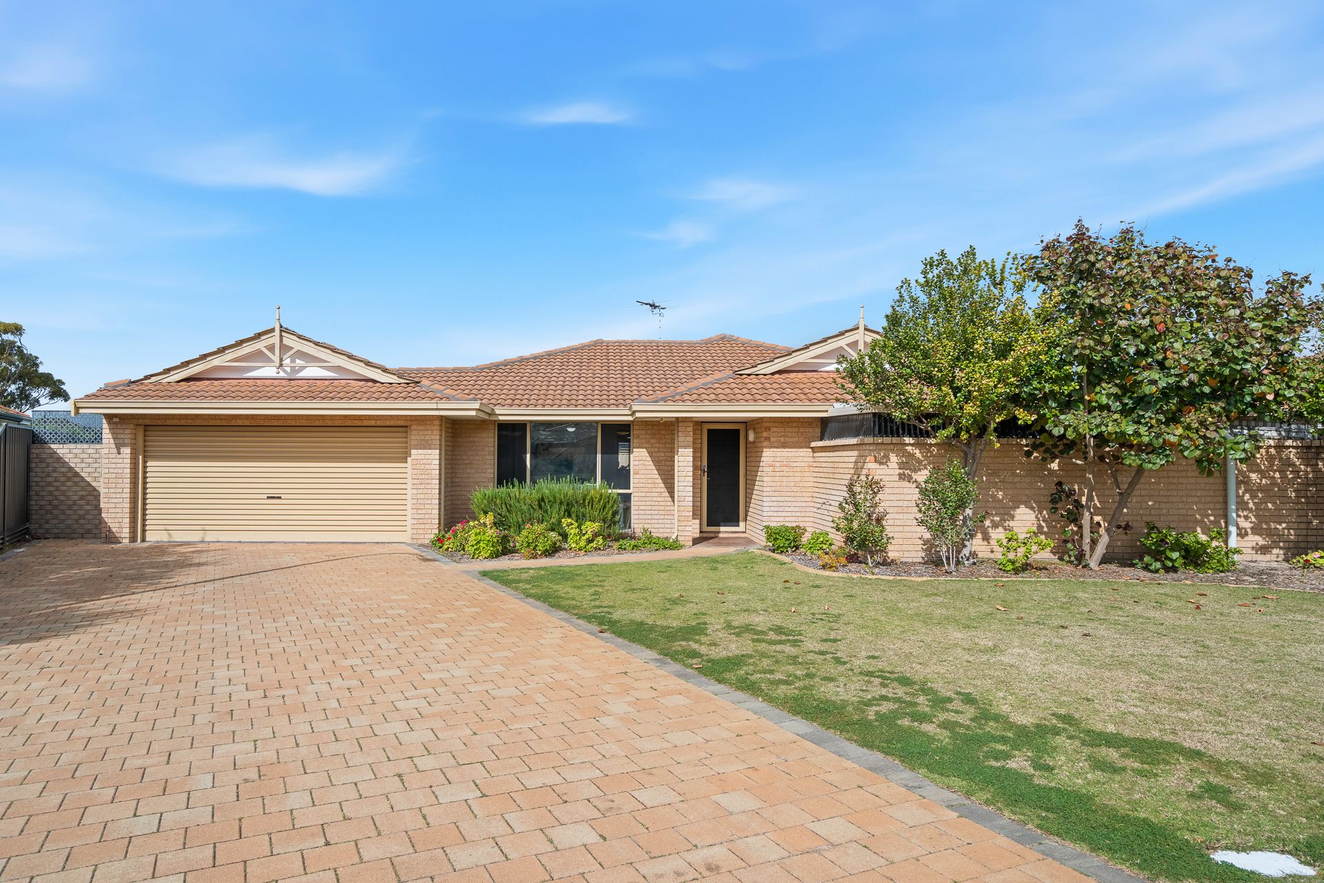15 Porpoise Grove — photo from Ray White The Ialacci Group