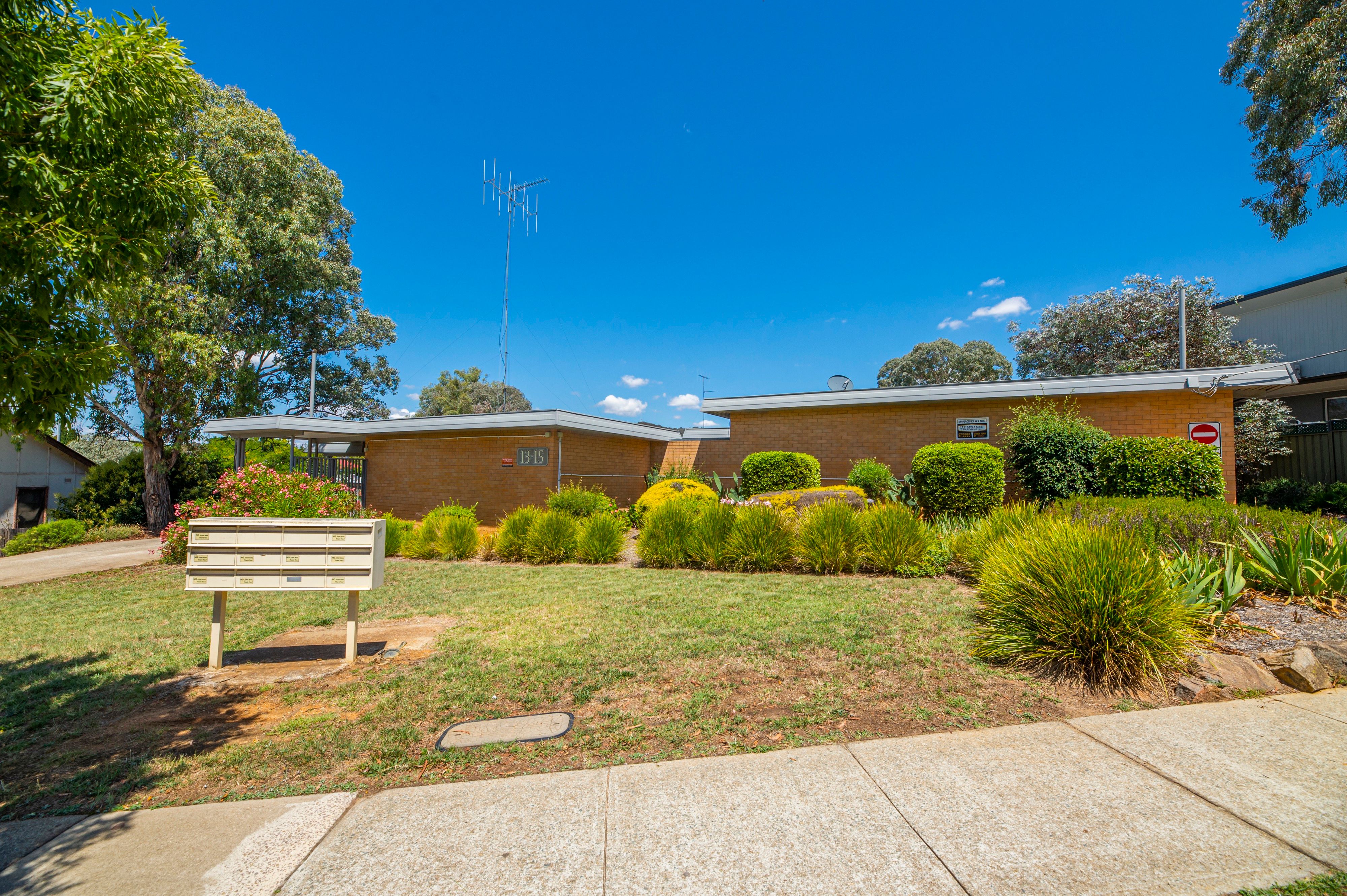 13-15 Gilmore Place, Queanbeyan NSW 2620