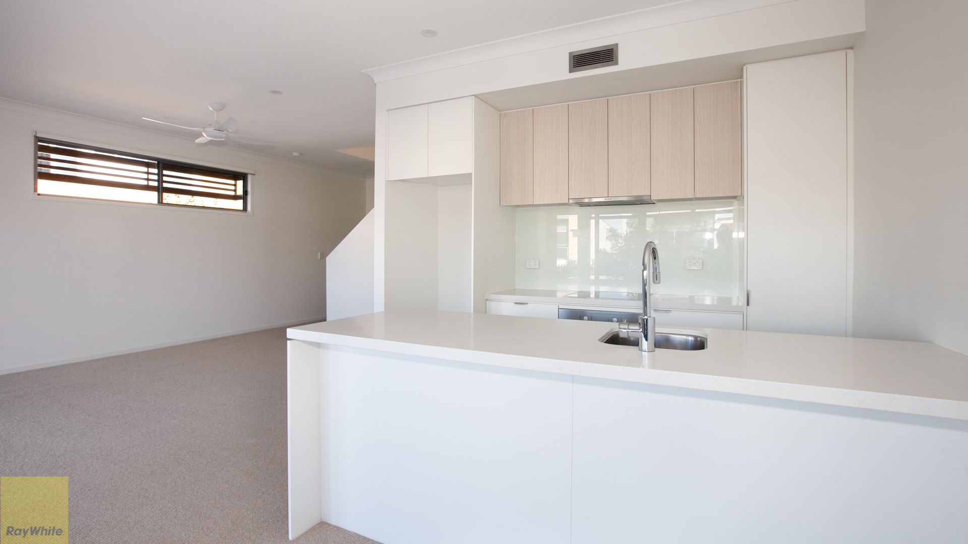 21/3400 Panorama Drive, Carrara, QLD 4211