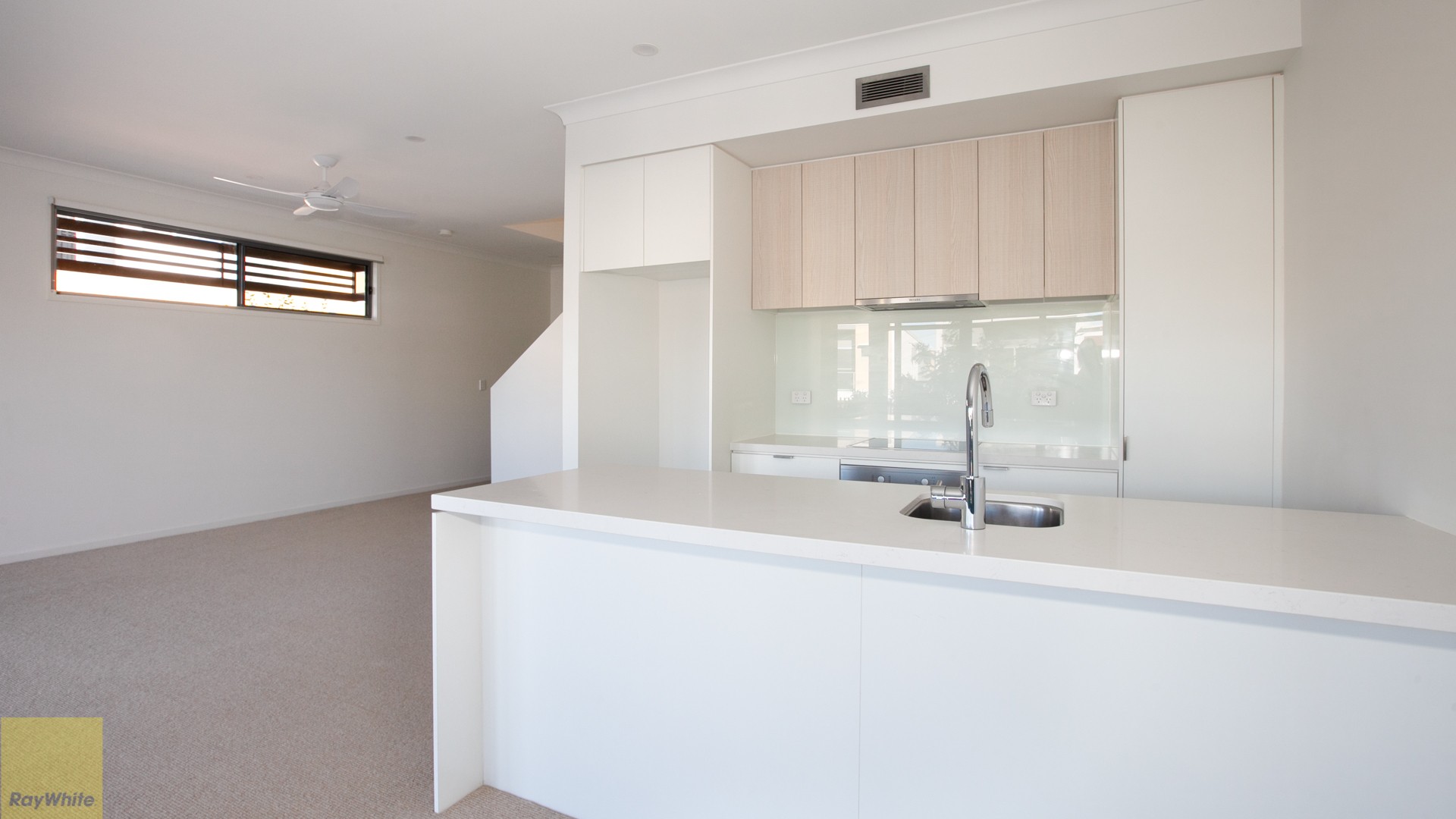 21/3400 Panorama Drive, Carrara, QLD 4211