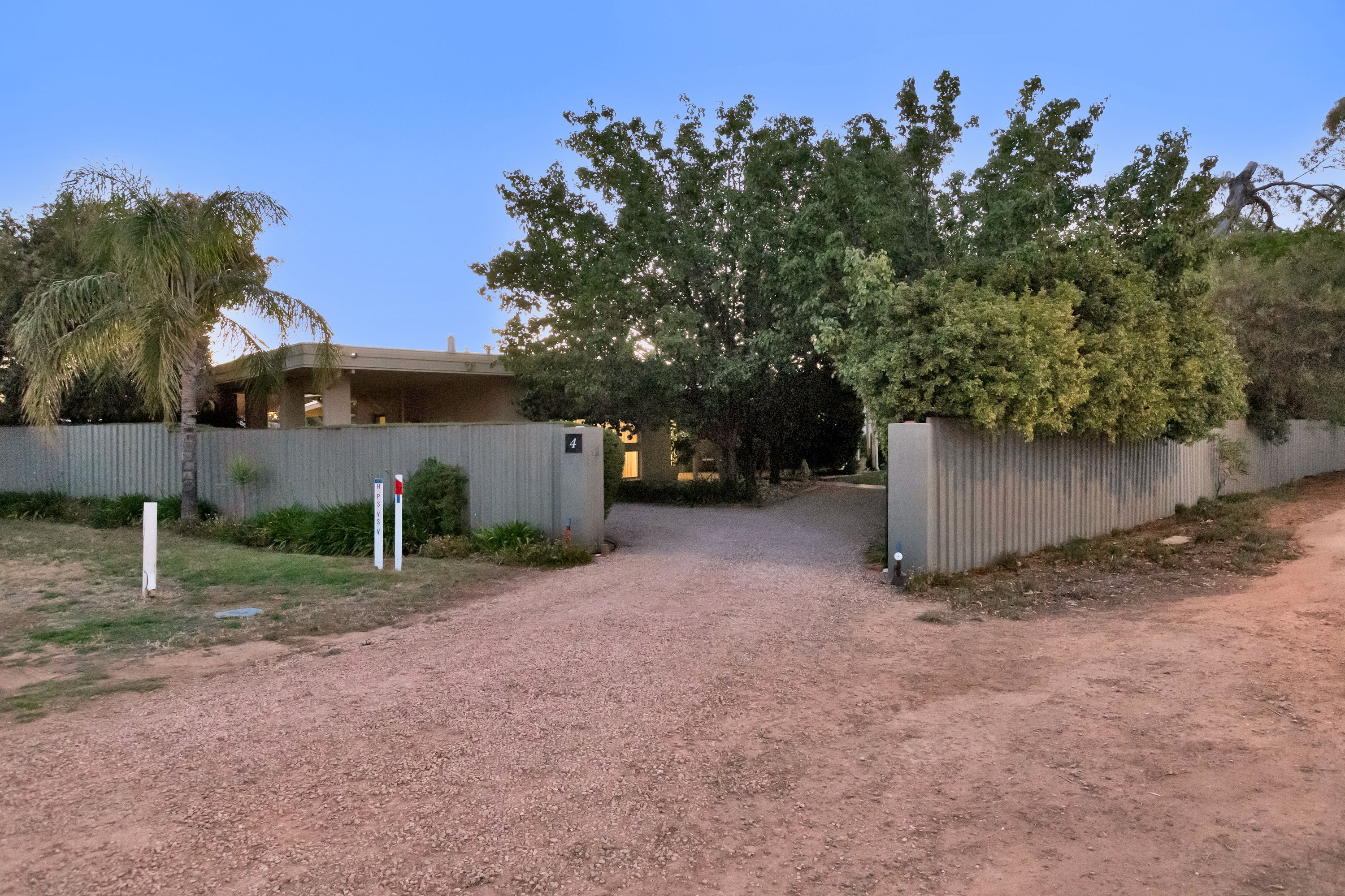4 Punt Road, Gol Gol, NSW 2738