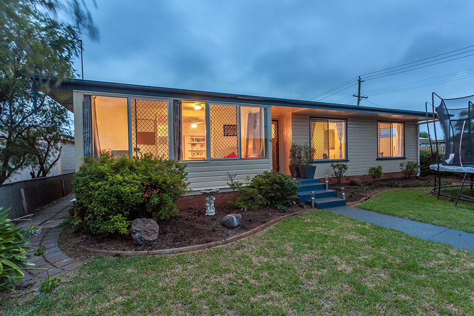 16 Sybyl Street, Harristown QLD 4350