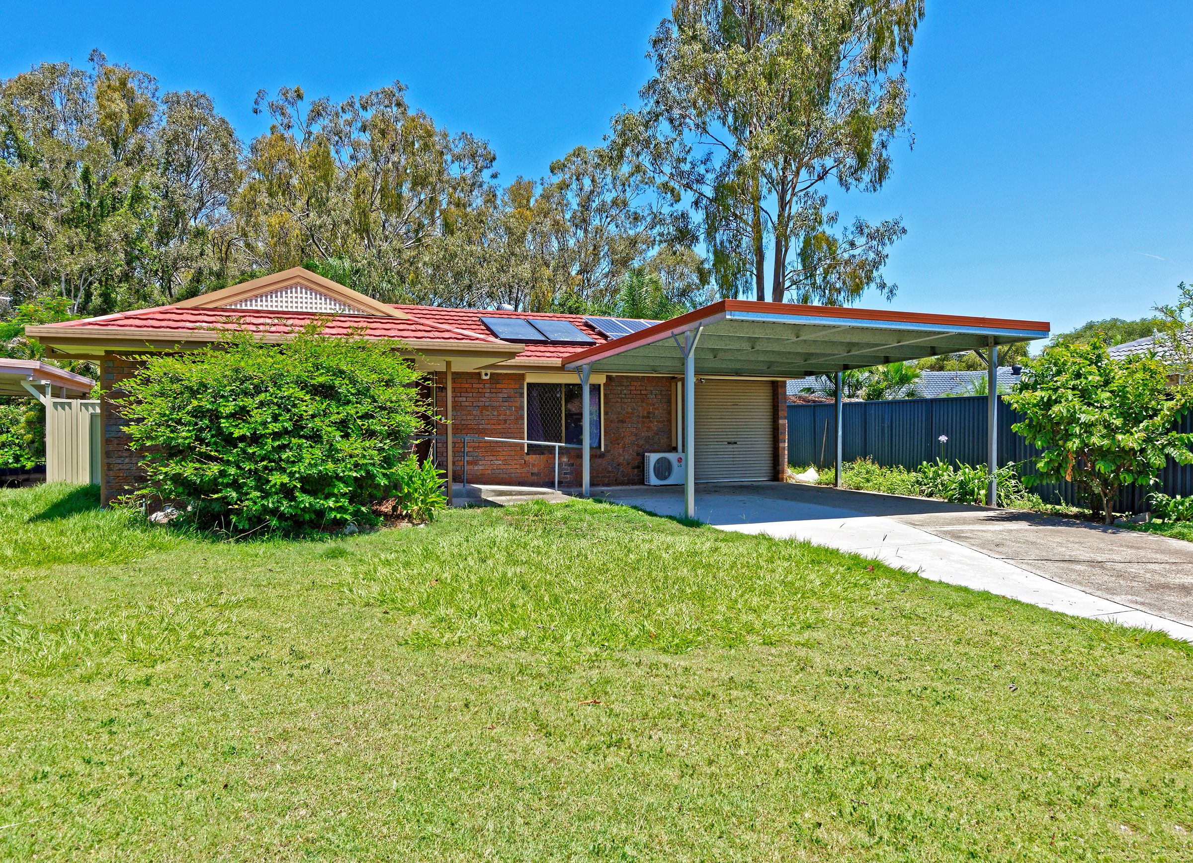 4 Lexington Court, Kippa-Ring QLD 4021