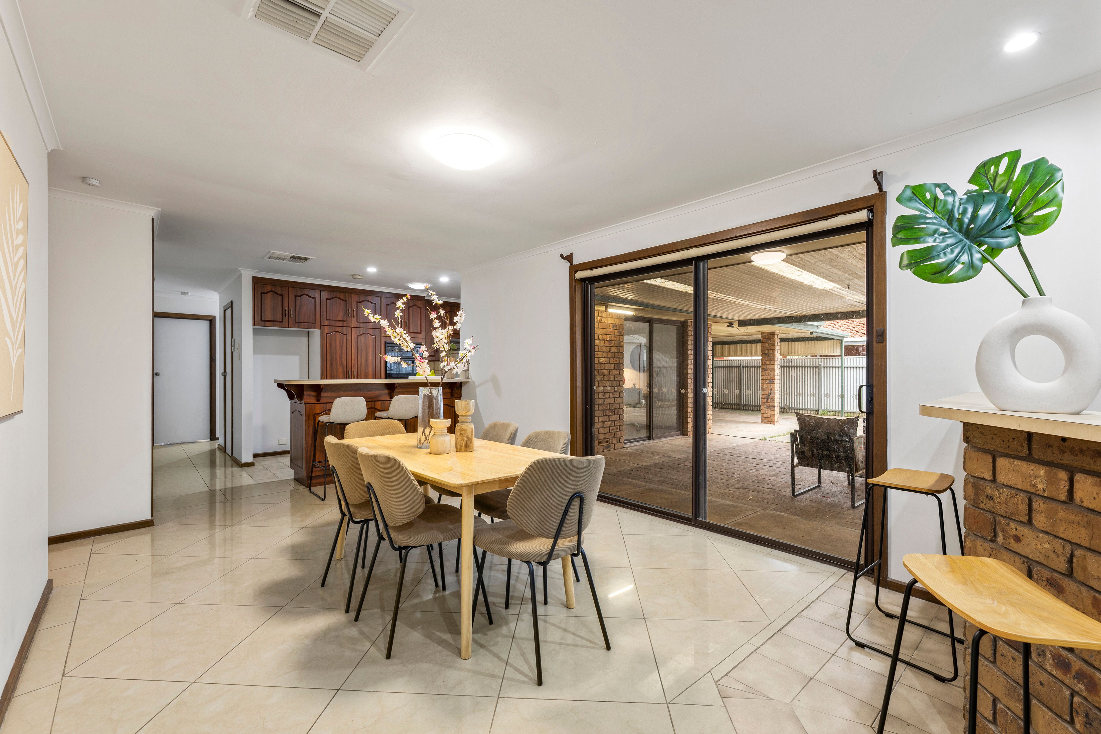 22 Banksia Crescent — photo 10 of 26