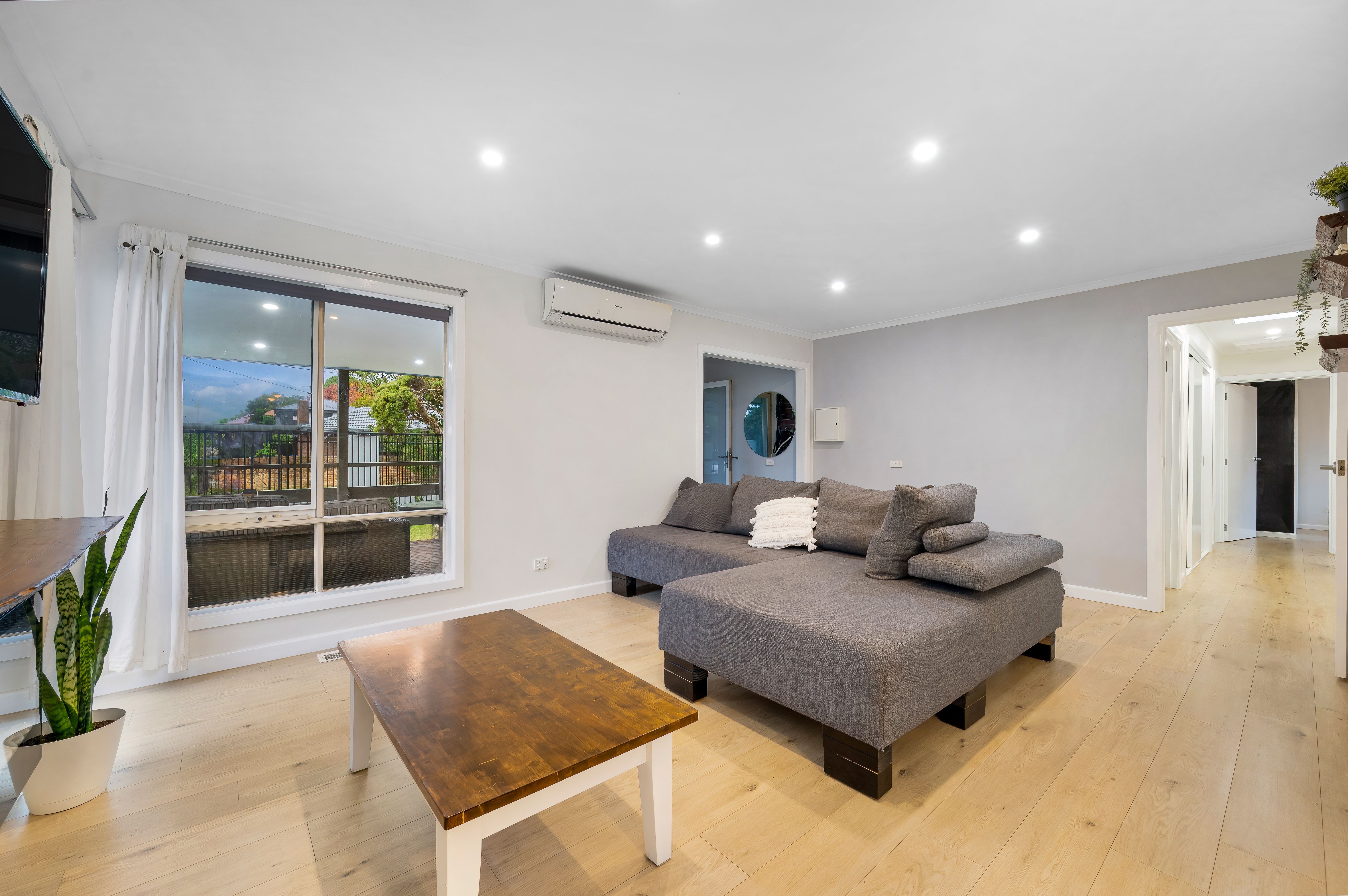 2 Clovelly Avenue — photo 4 of 21