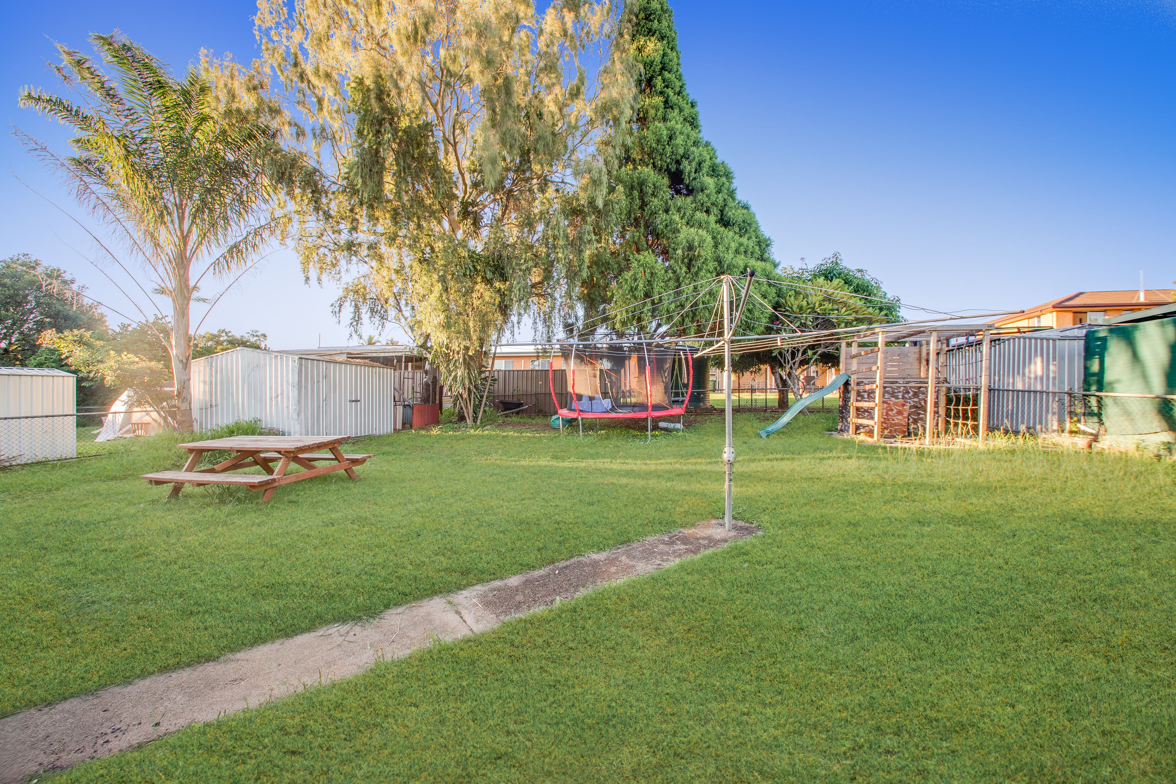 74 Robertson Road, Eastern Heights, QLD 4305
