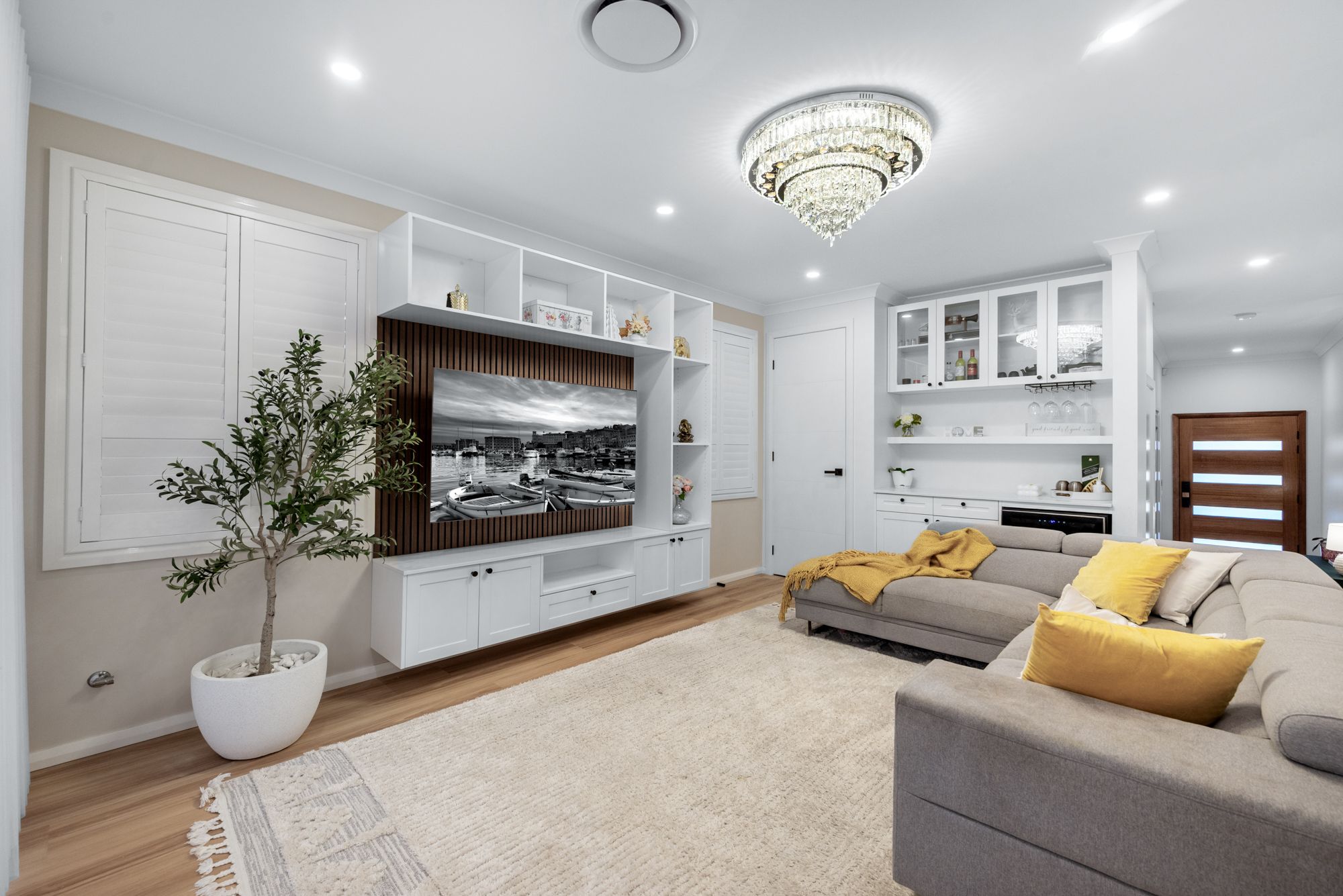 10 Hoffman Road, Edmondson Park, NSW 2174