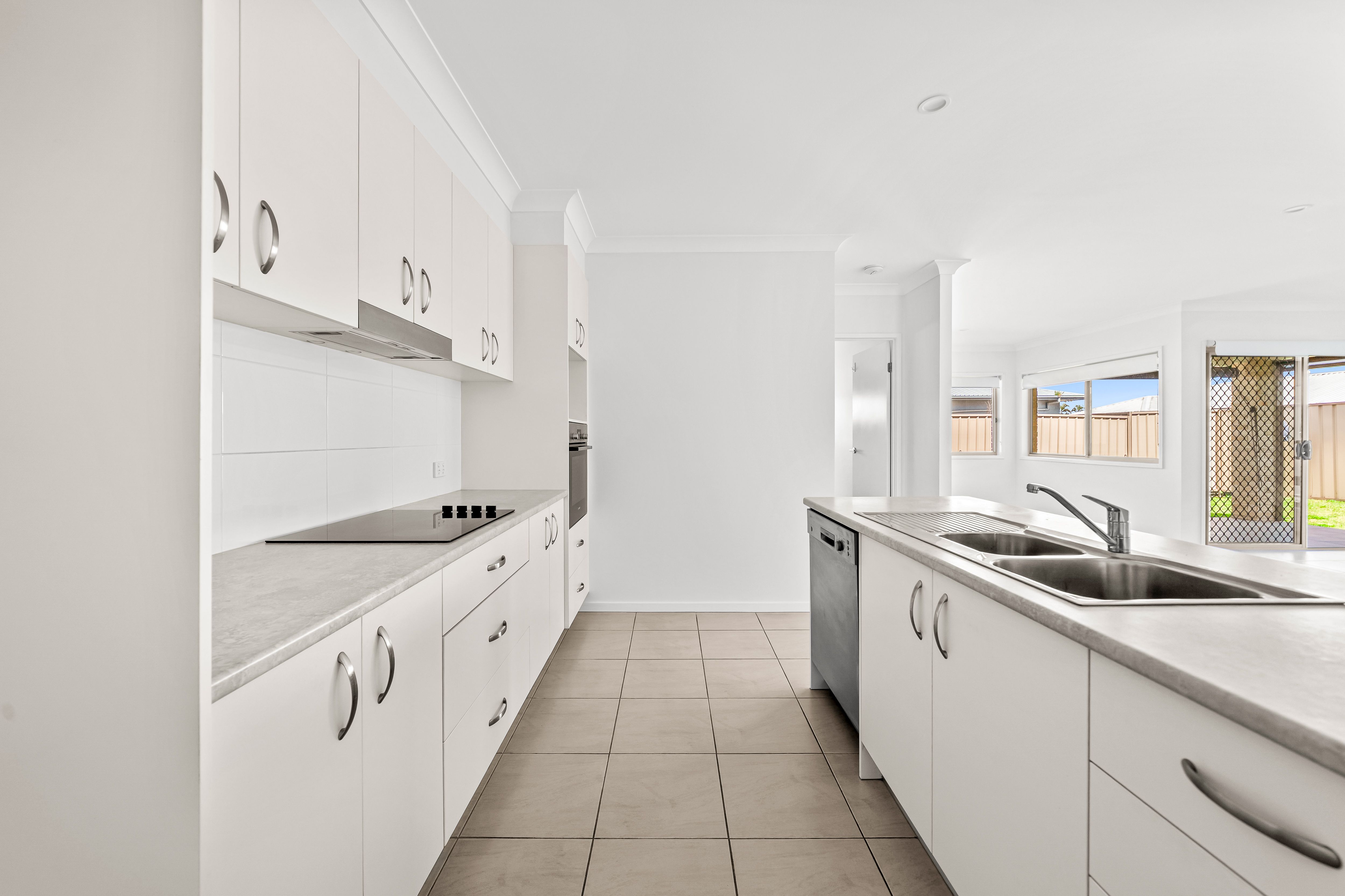 58 Beutel Street — photo 8 of 30