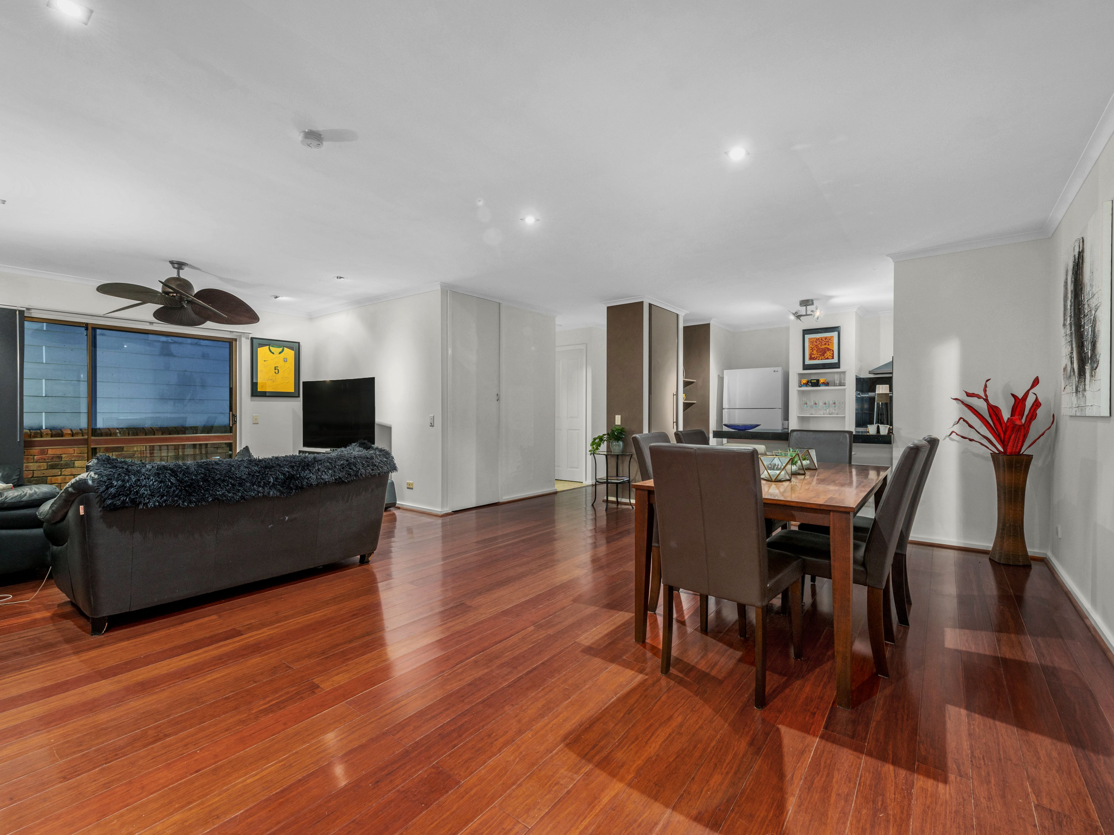 91 Burbong Street, Chapel Hill, QLD 4069