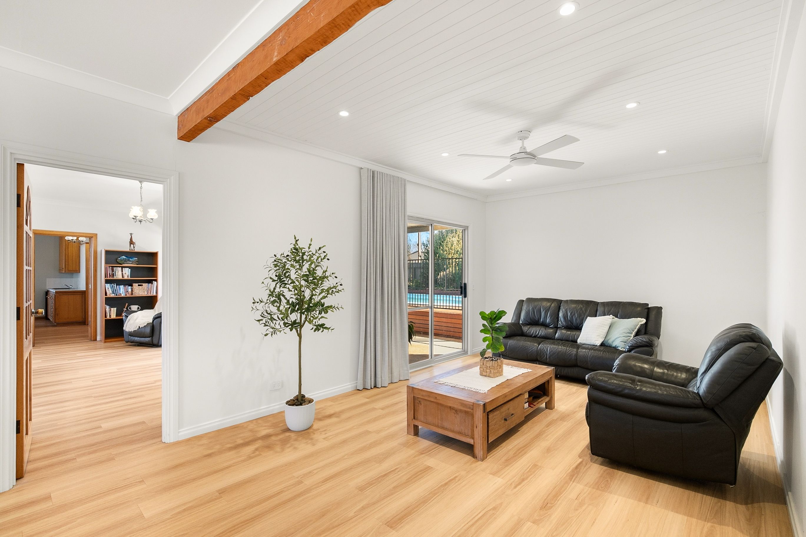 32 Hoffman Road — photo 6 of 23