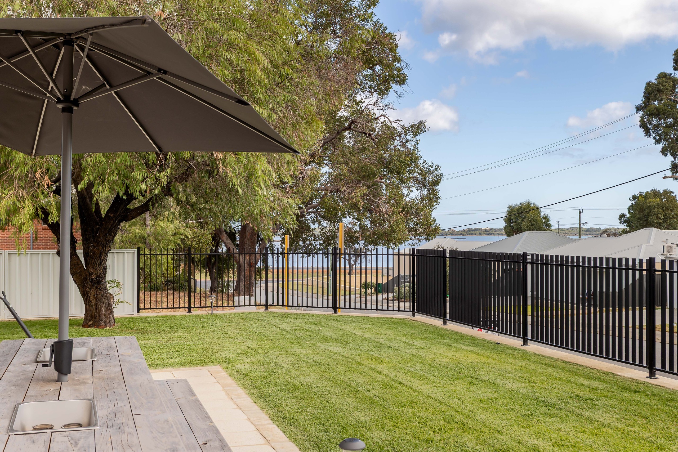 1 Eastwell Road, Australind, WA 6233