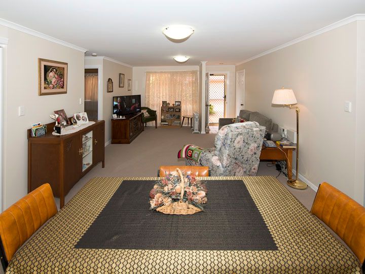 Villa 9 Glenfield Court, Middle Ridge, QLD 4350