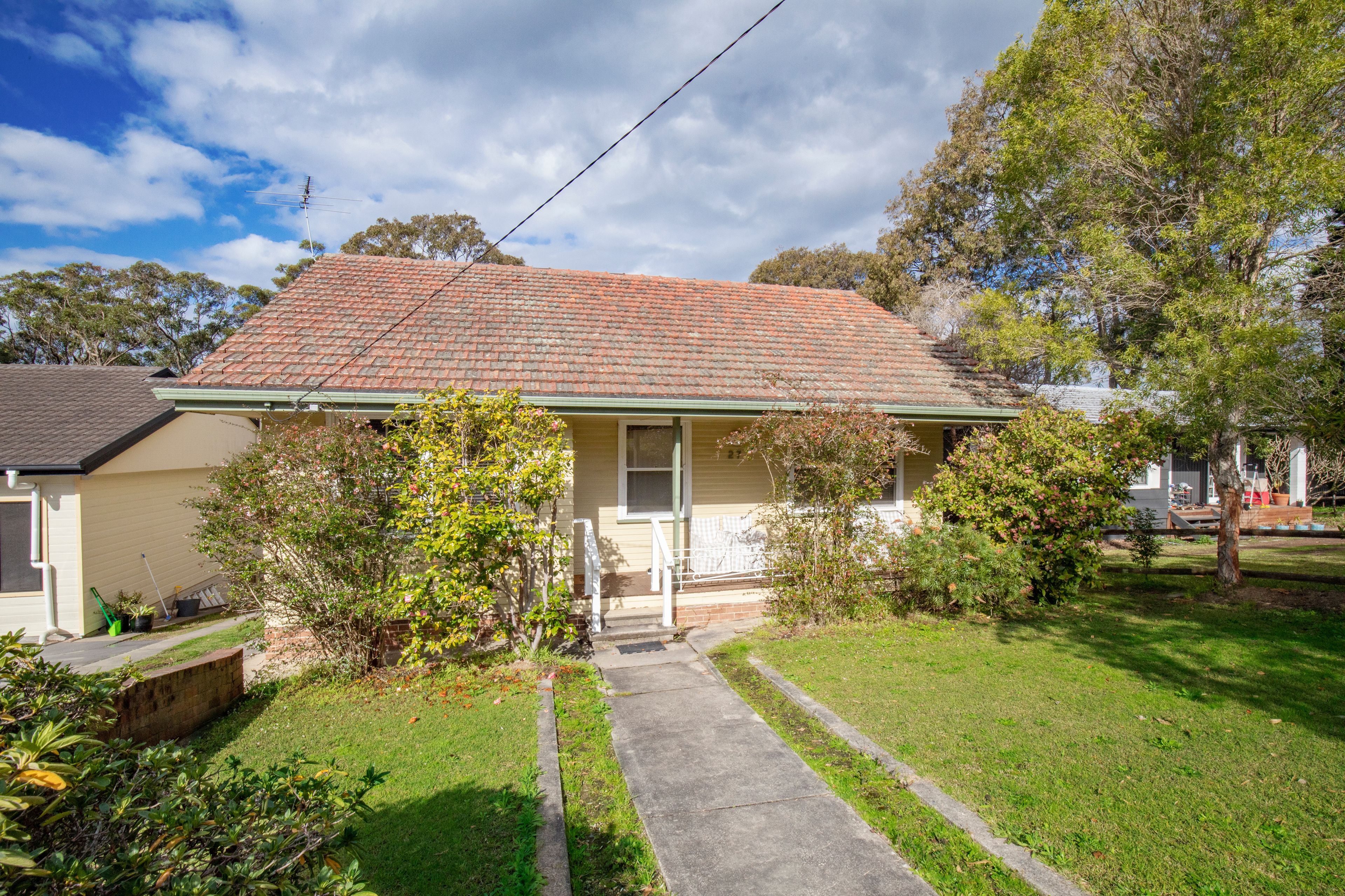 27 Lookout Road, New Lambton Heights NSW 2305