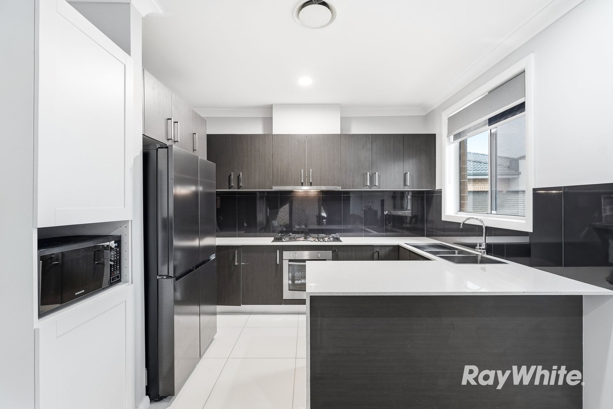 1/46-48 O'brien Street — photo 4 of 18