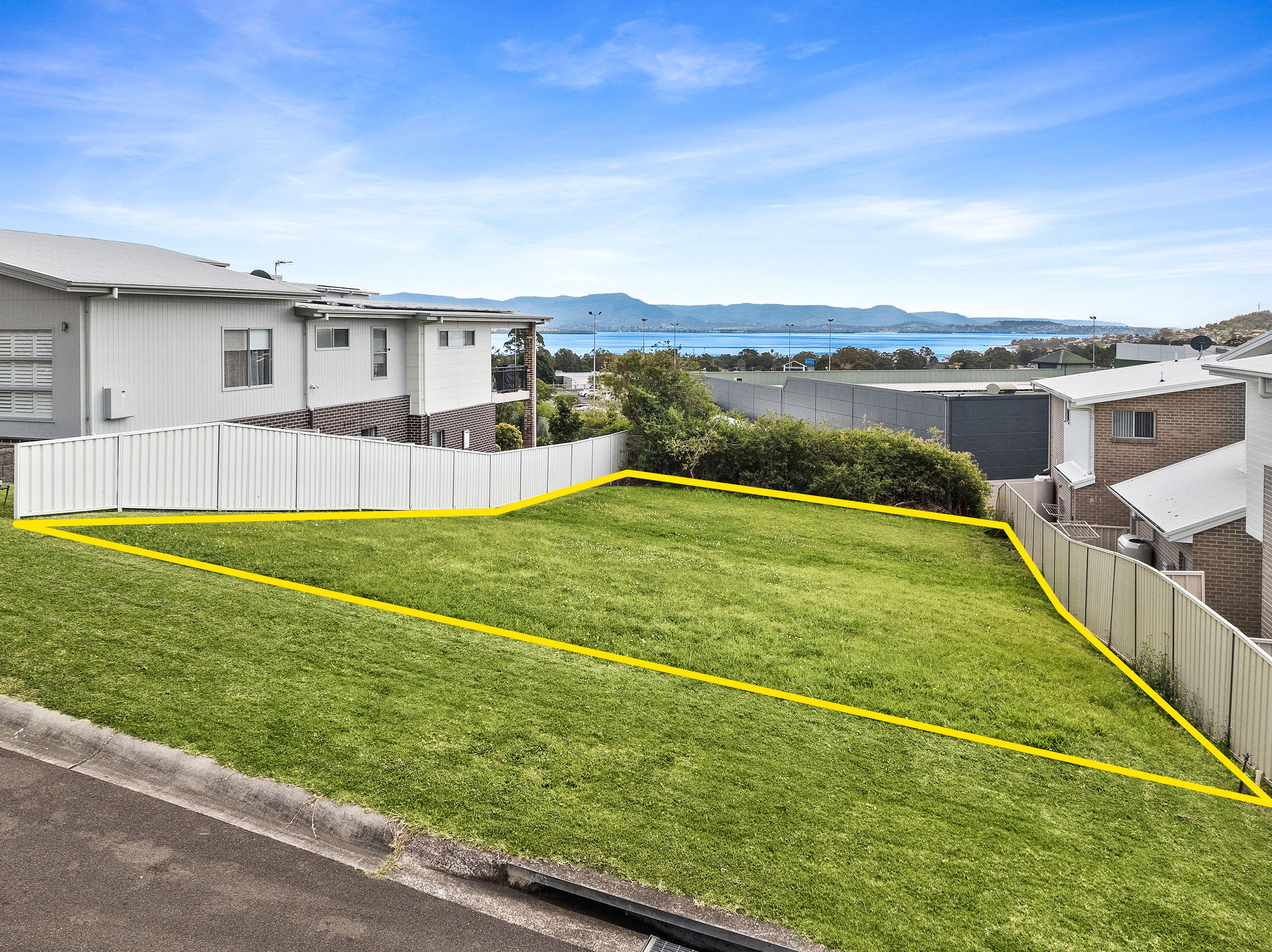 14 Falcon Street — photo 3 of 5