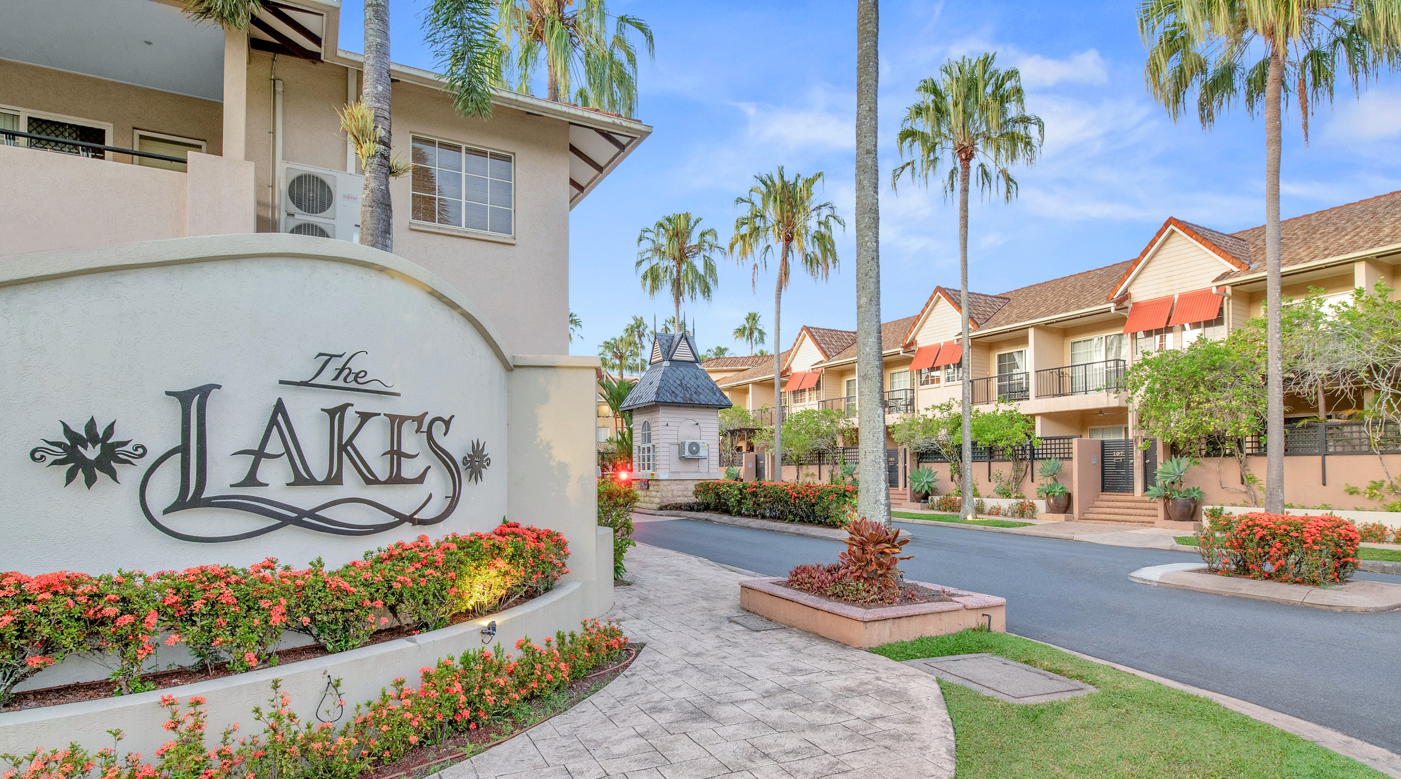 1403/2-10 Greenslopes Street, Cairns North, QLD 4870