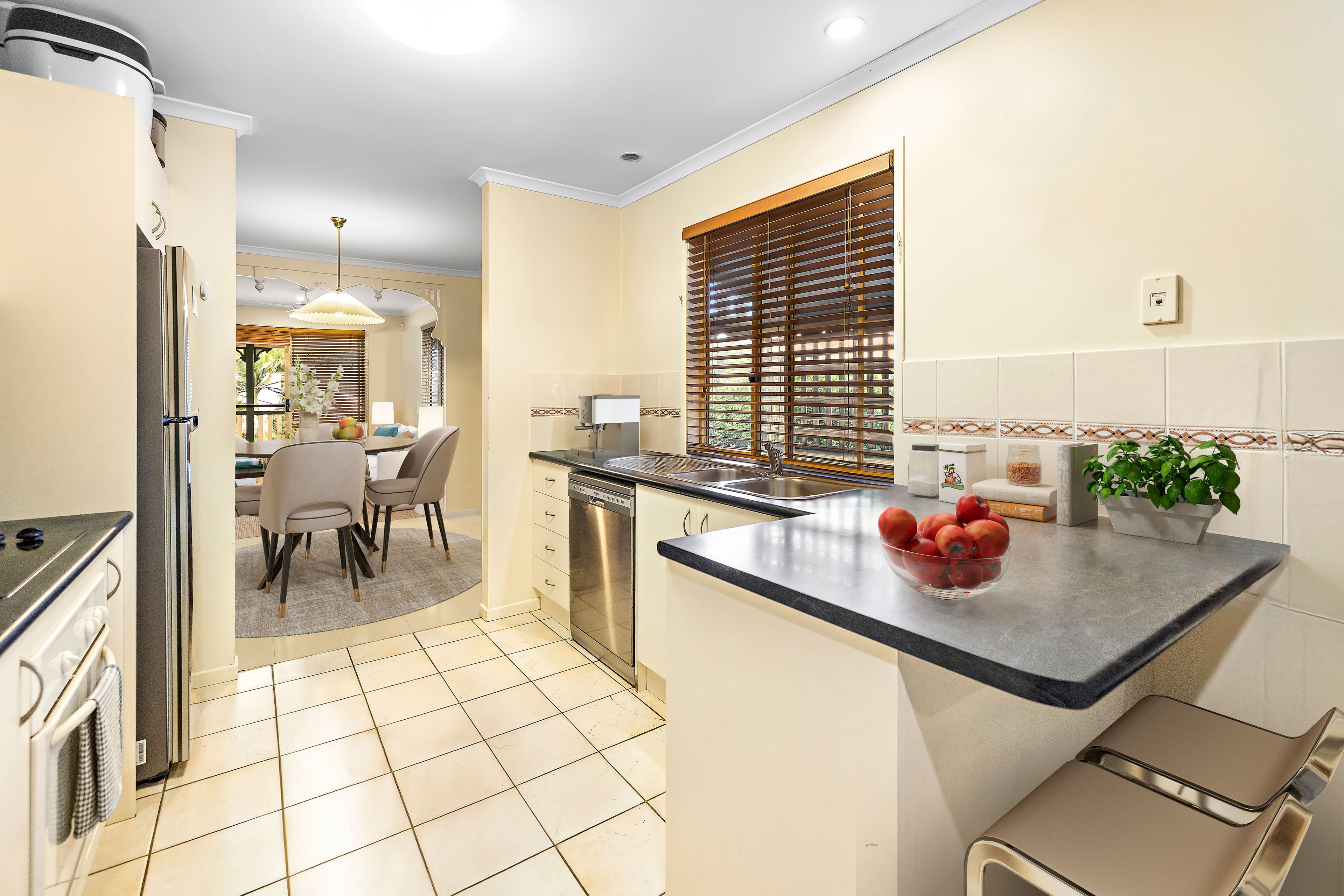 27 Mannion Street — photo 3 of 11