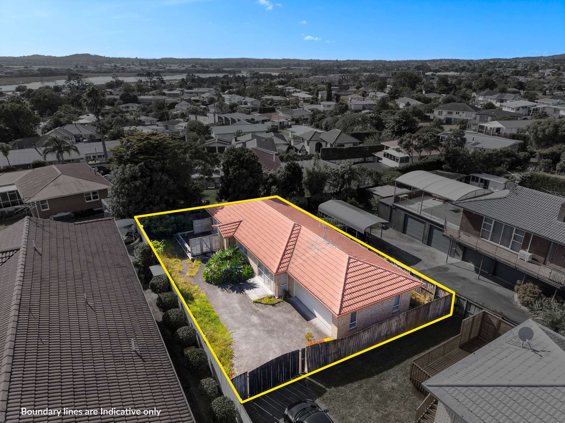 203A Te Atatu Road photo 0