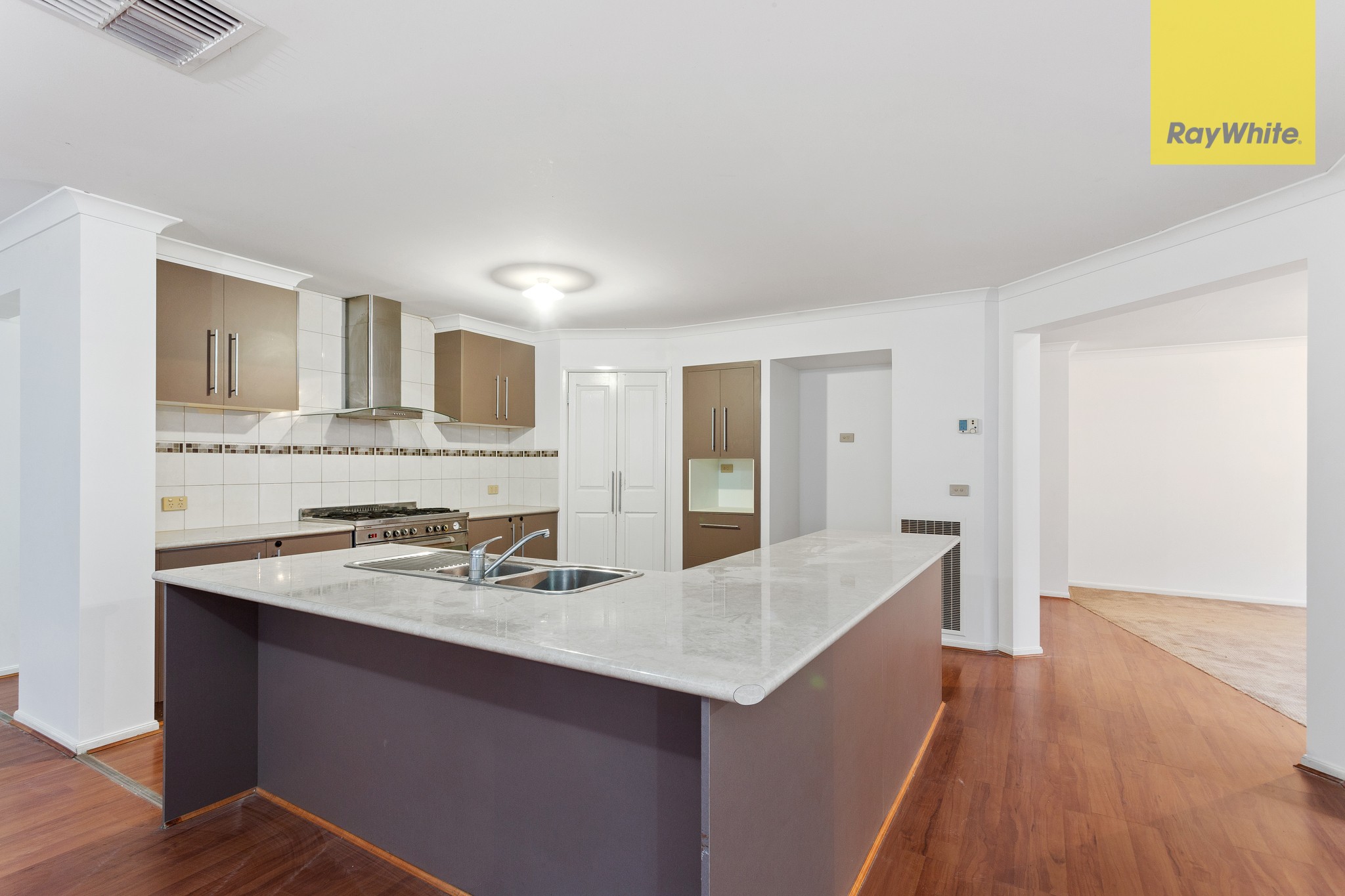101 Hillcrest Drive, Hillside, VIC 3037