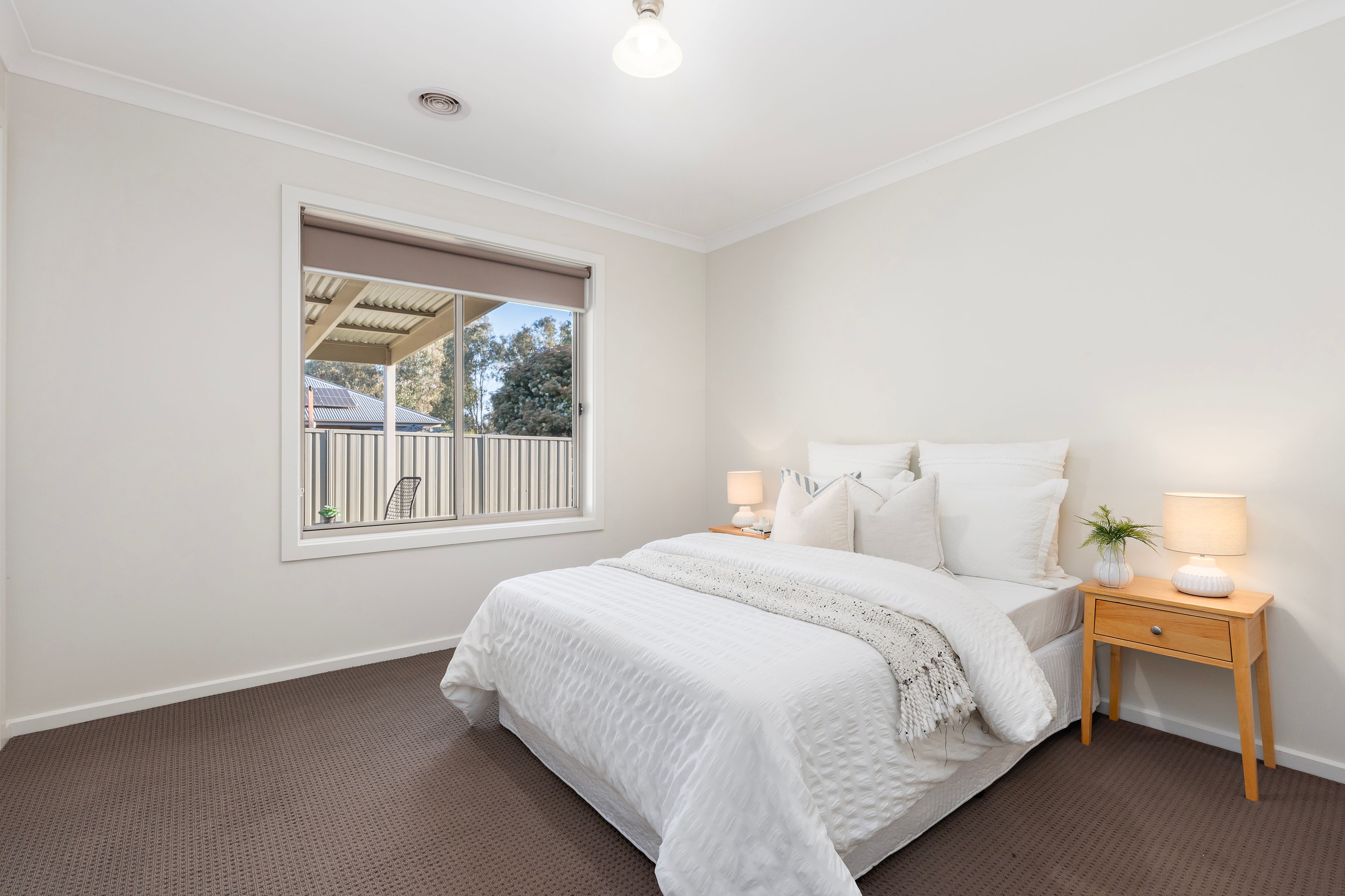 65 Songlark Crescent — photo 17 of 24