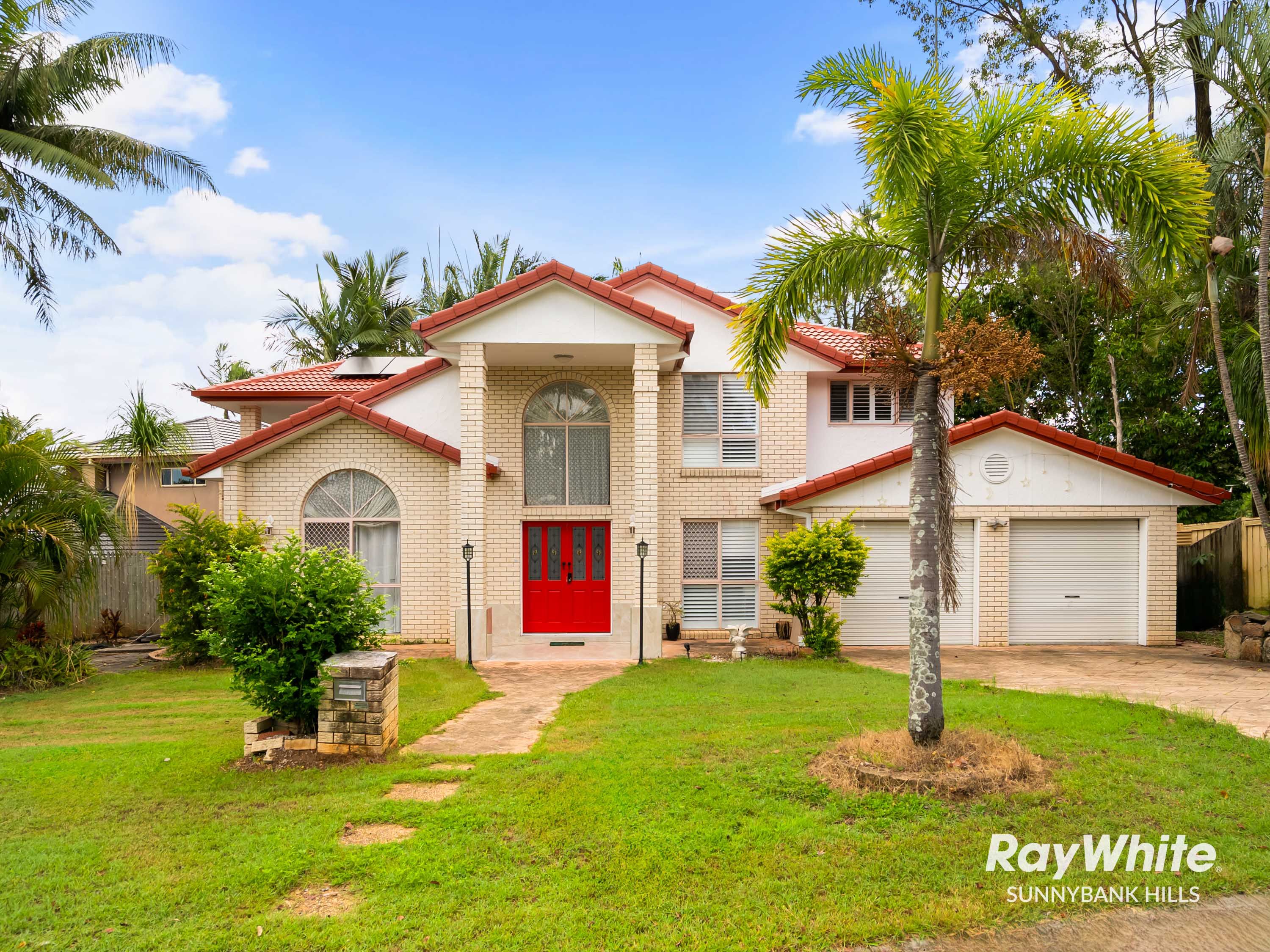 8 Somerset Close, Forest Lake QLD 4078