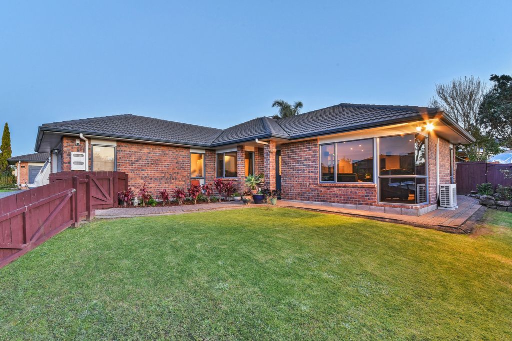 51 Bellville Drive, Clendon Park, Manukau City