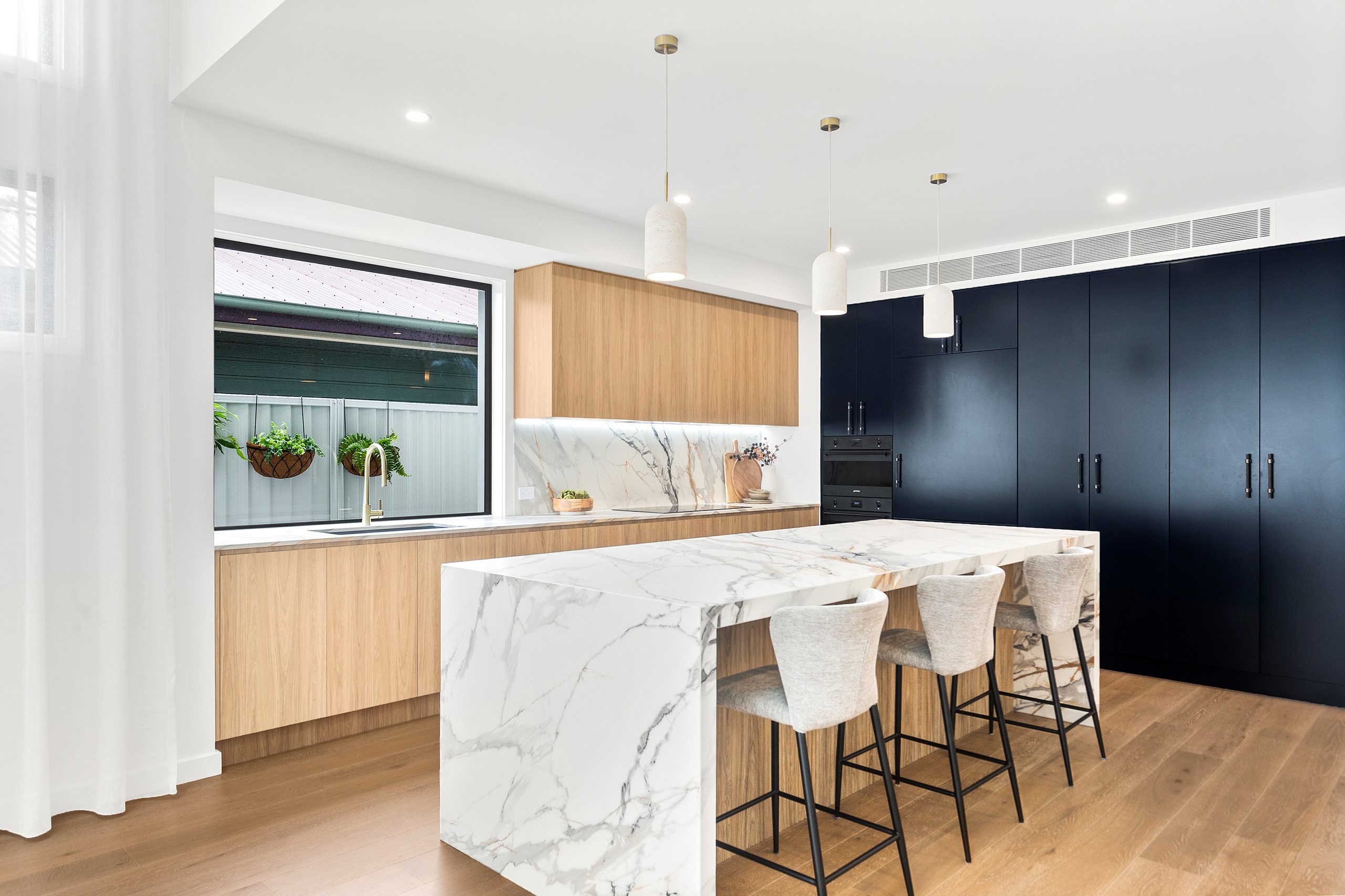 126 Osborne Parade, Warilla, NSW 2528