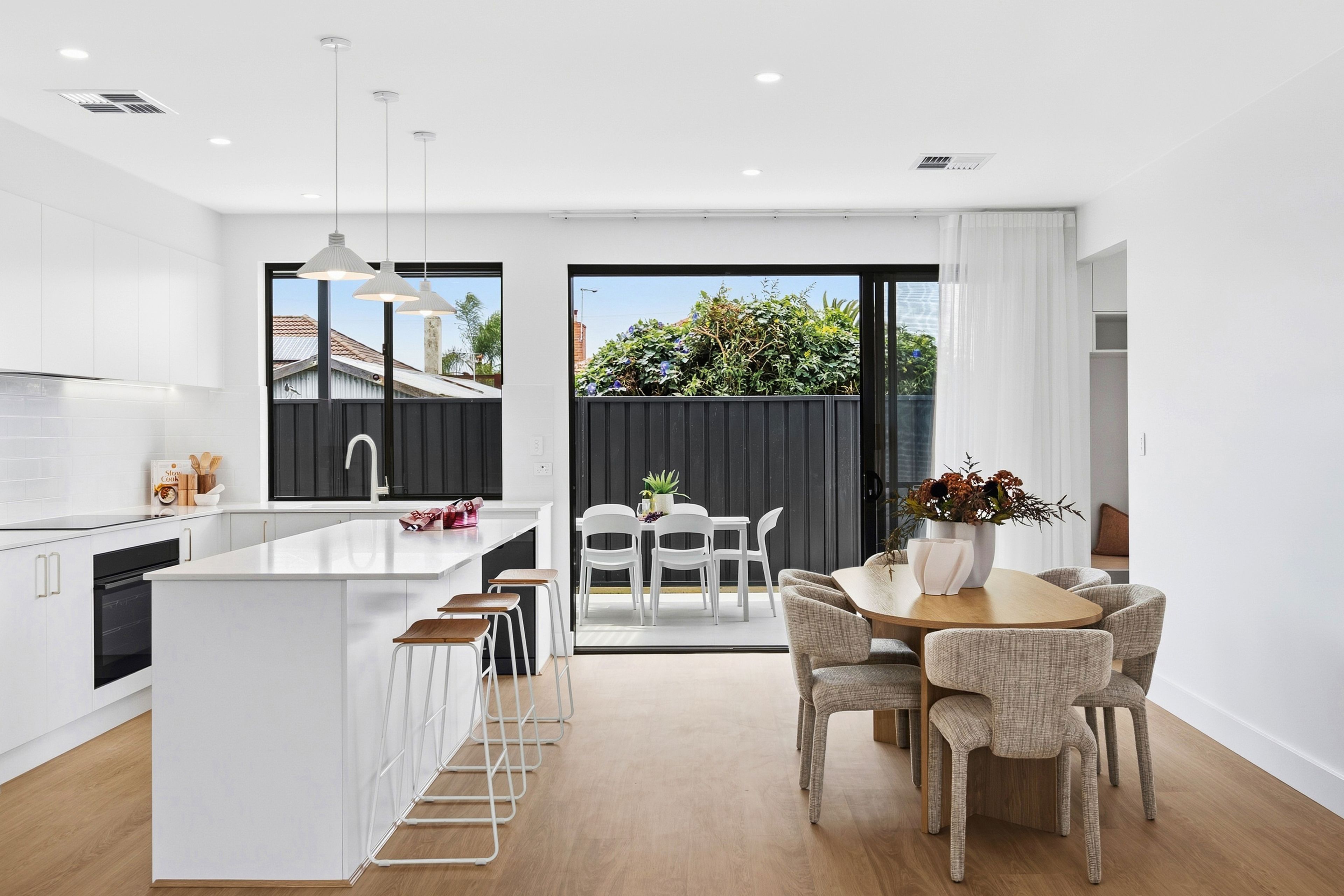 109A Gordon Street — photo 4 of 19