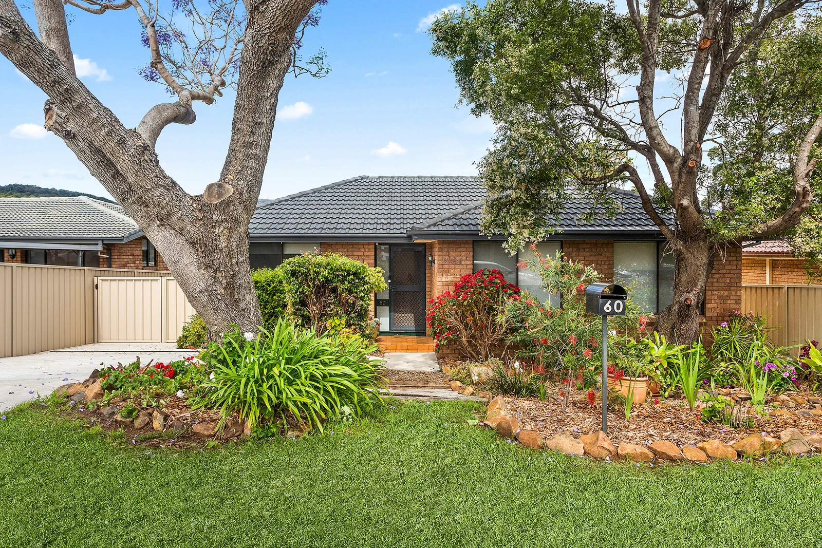 60 Crest Road, Albion Park, NSW 2527