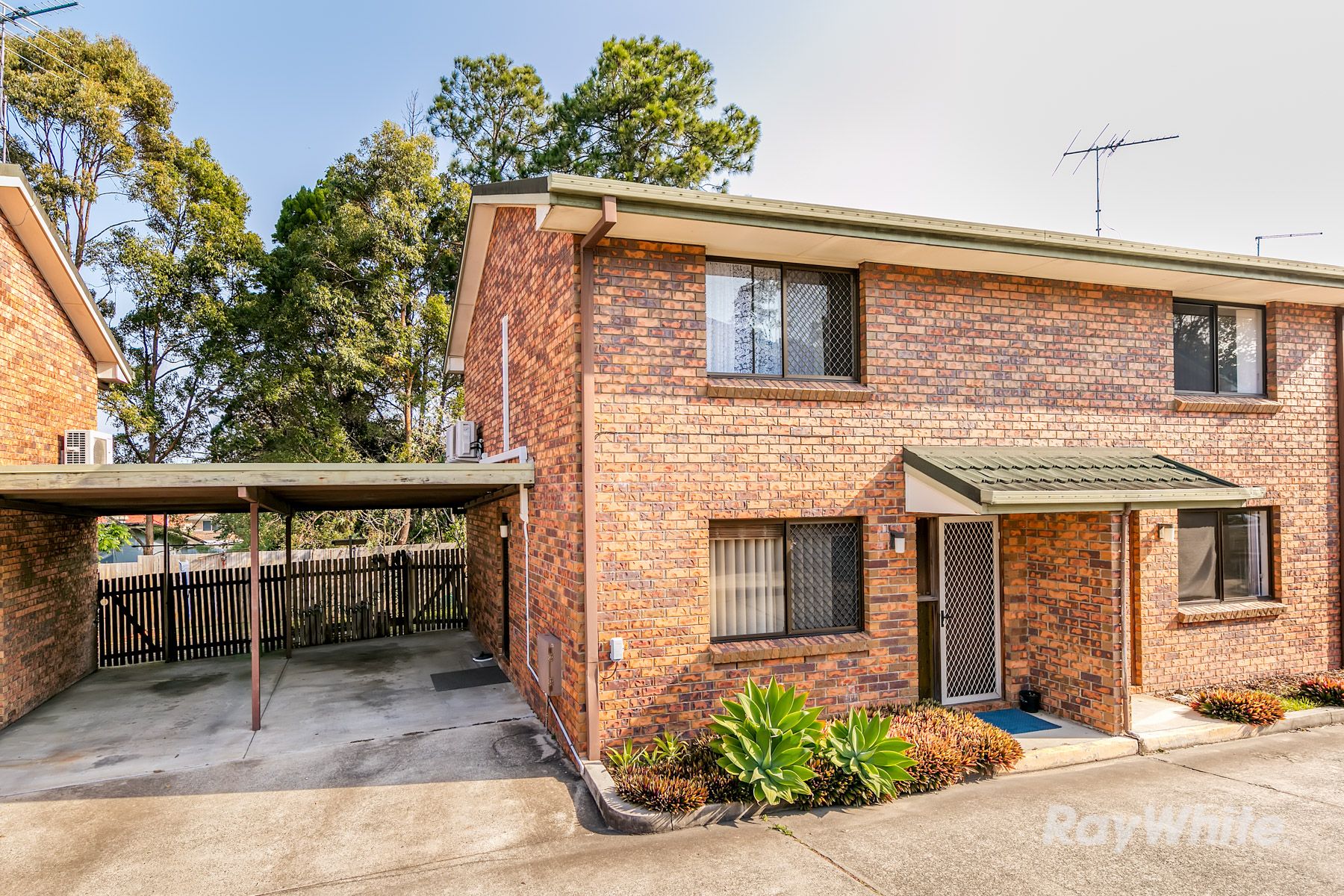 111 Kingston Road, Woodridge QLD 4114