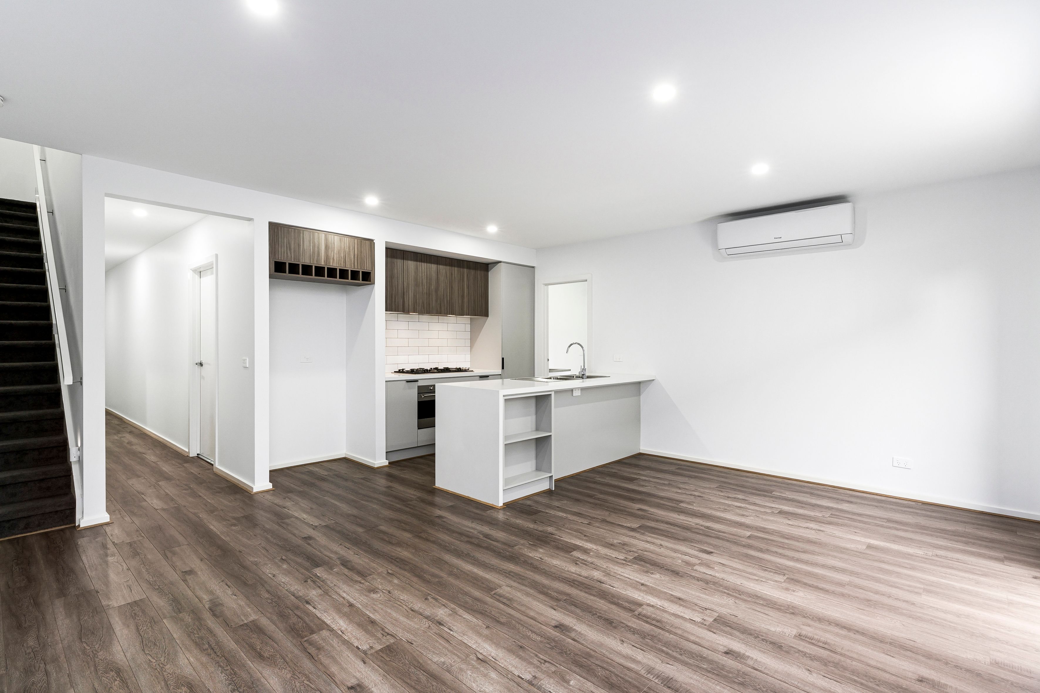 27 Arramont Road — photo 4 of 16