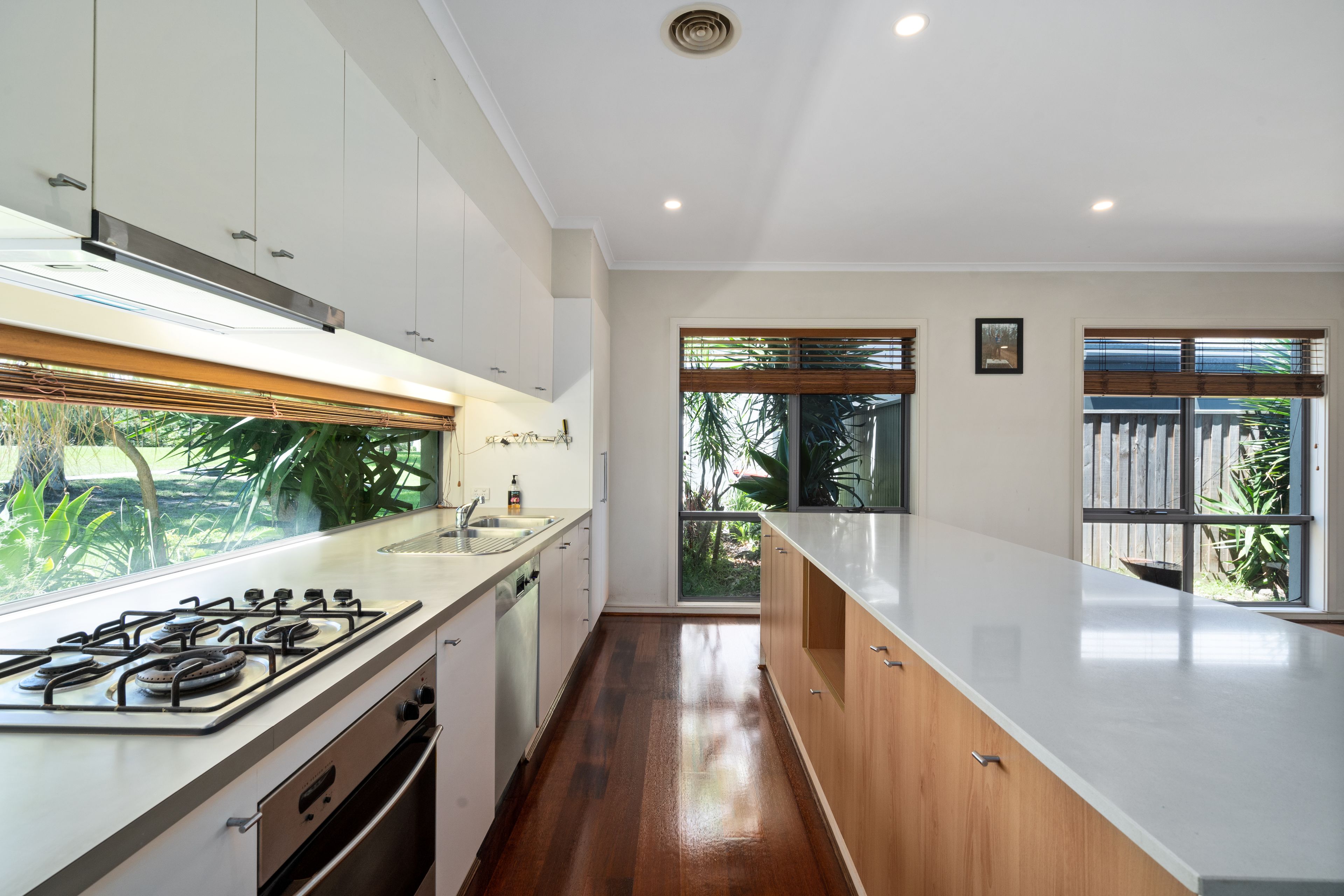 2 St Andrews Drive, Heatherton, VIC 3202