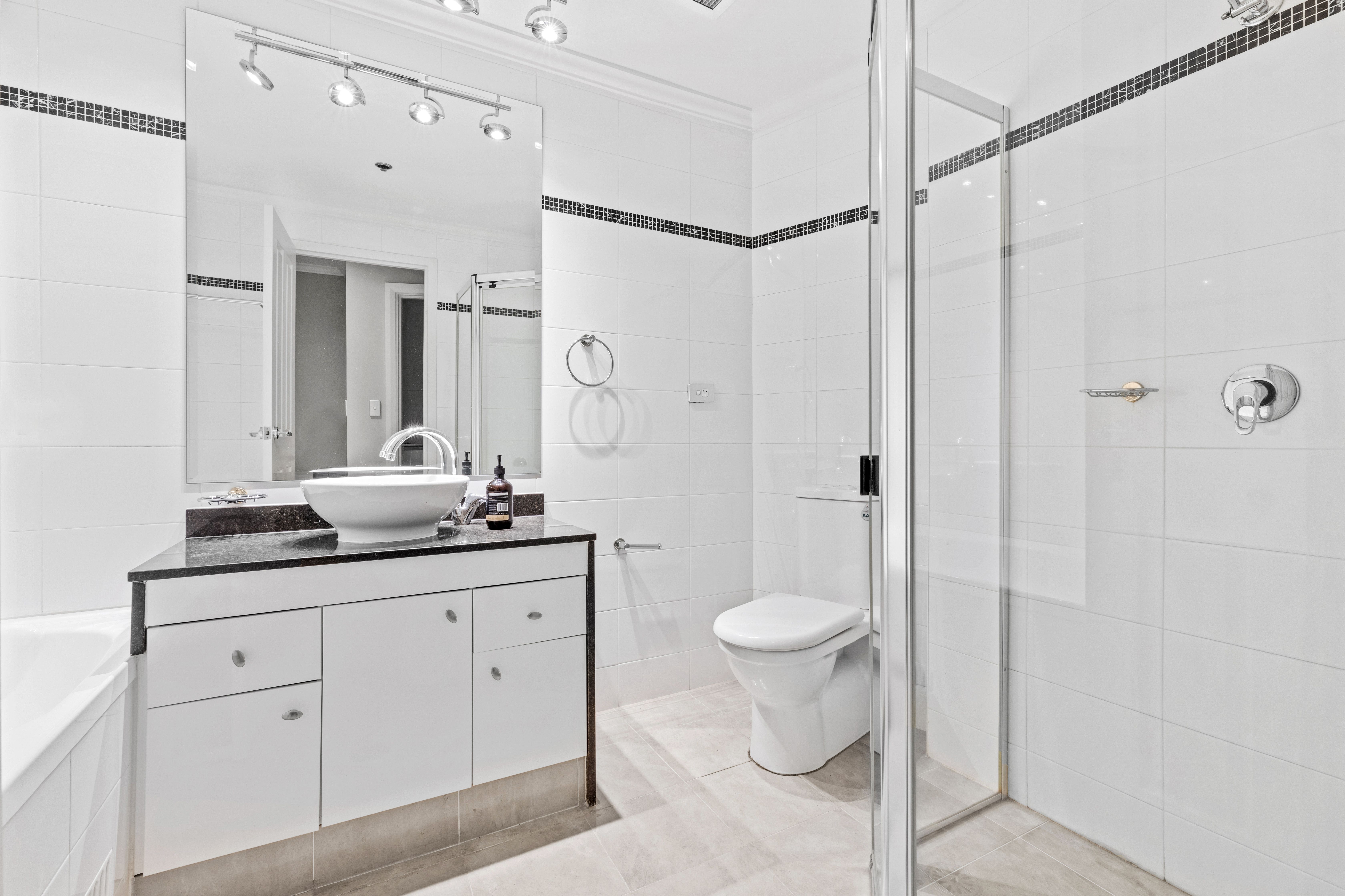 361 Kent Street — photo 5 of 9