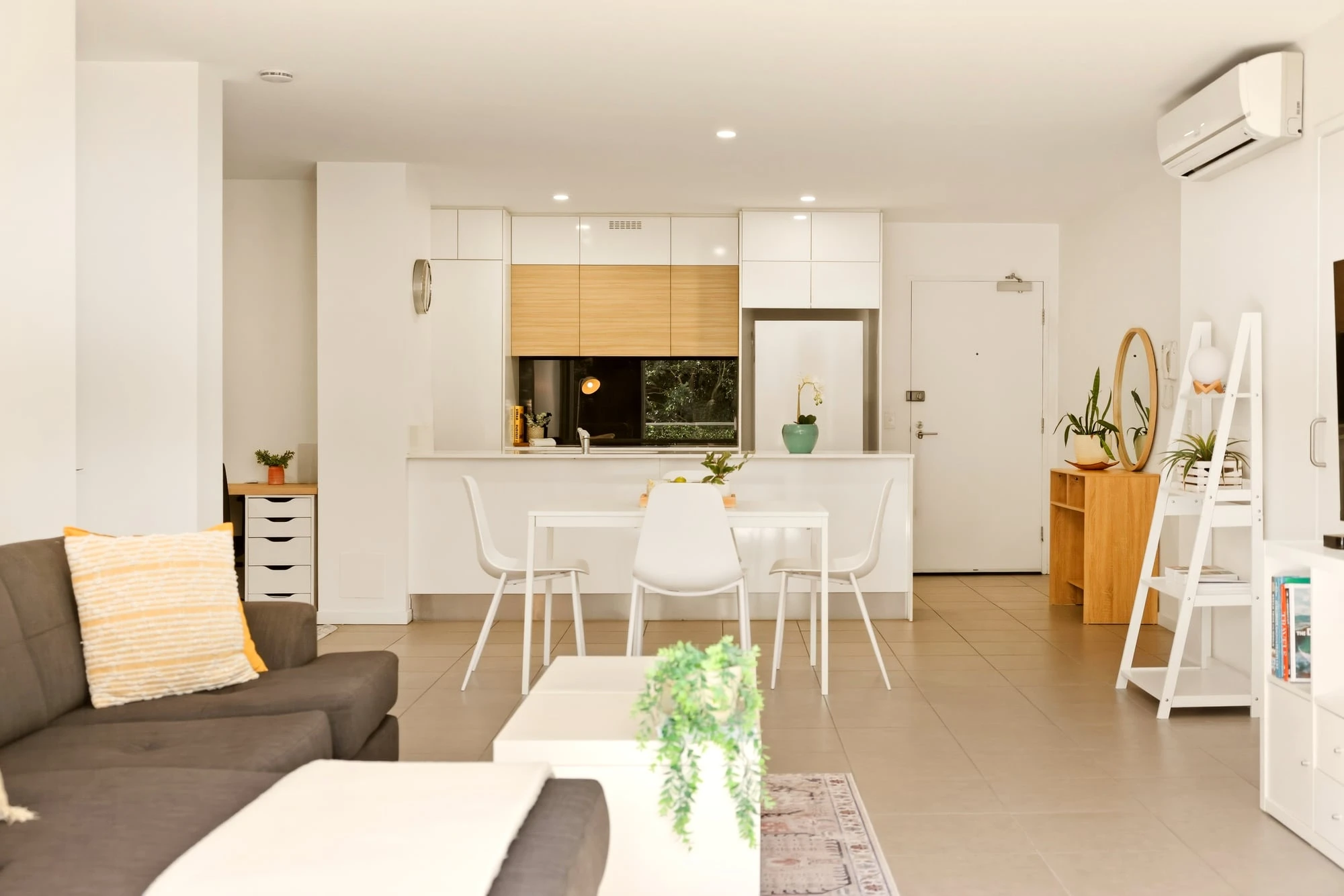 2205/1-7 Waterford Court, Bundall, QLD 4217