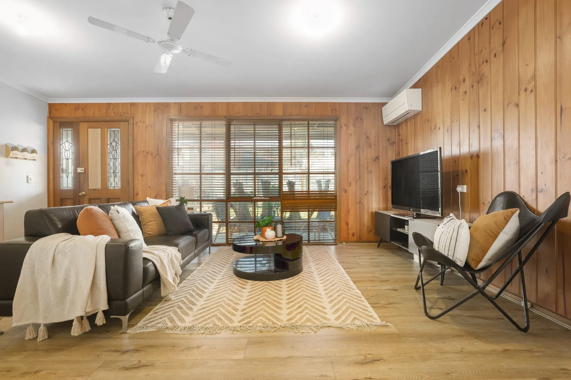 48 Loretto Avenue — photo 4 of 10
