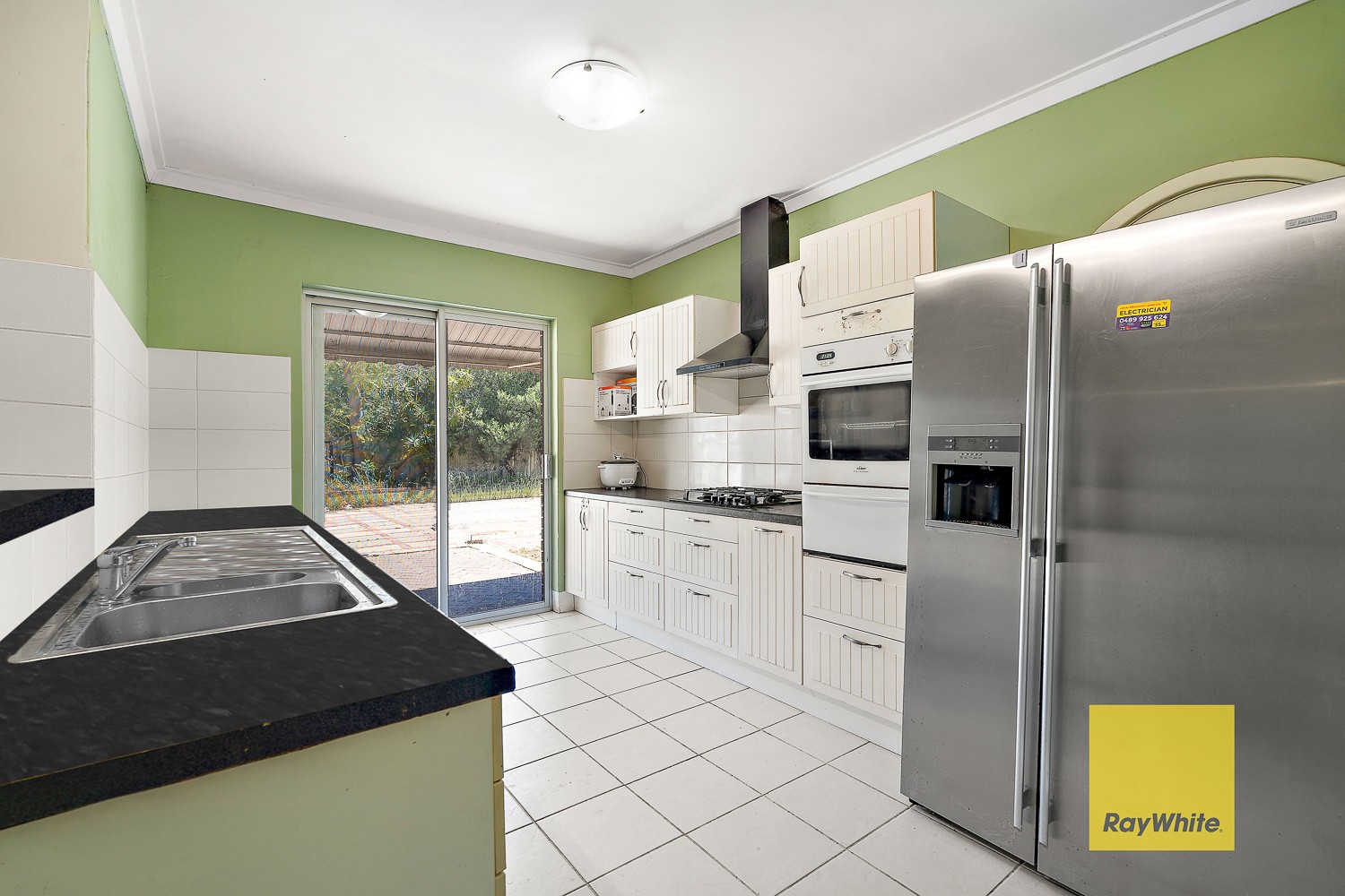 11 Orberry Place, Thornlie, WA 6108