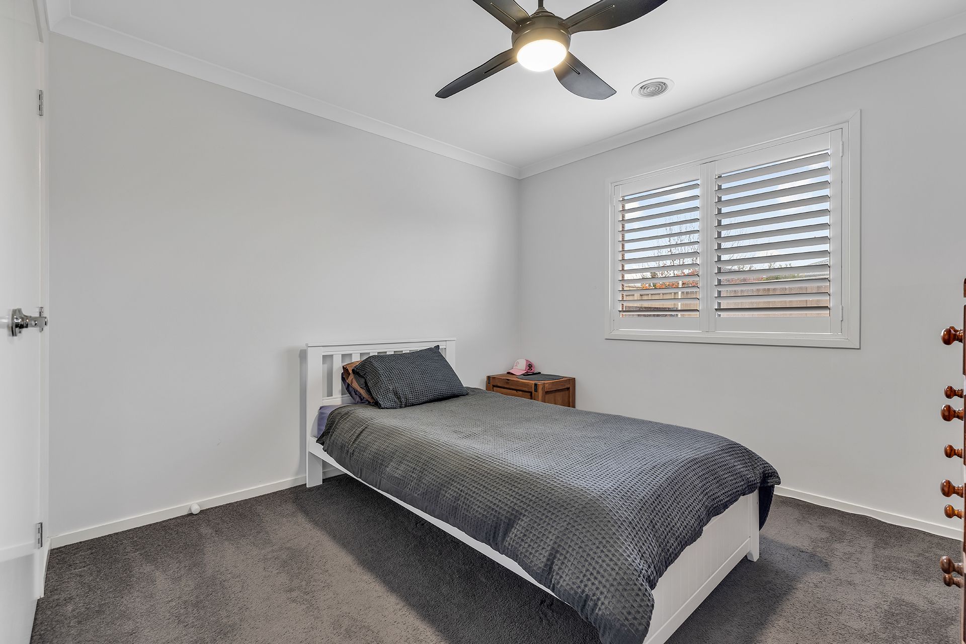 27 Wisteria Street — photo 13 of 23