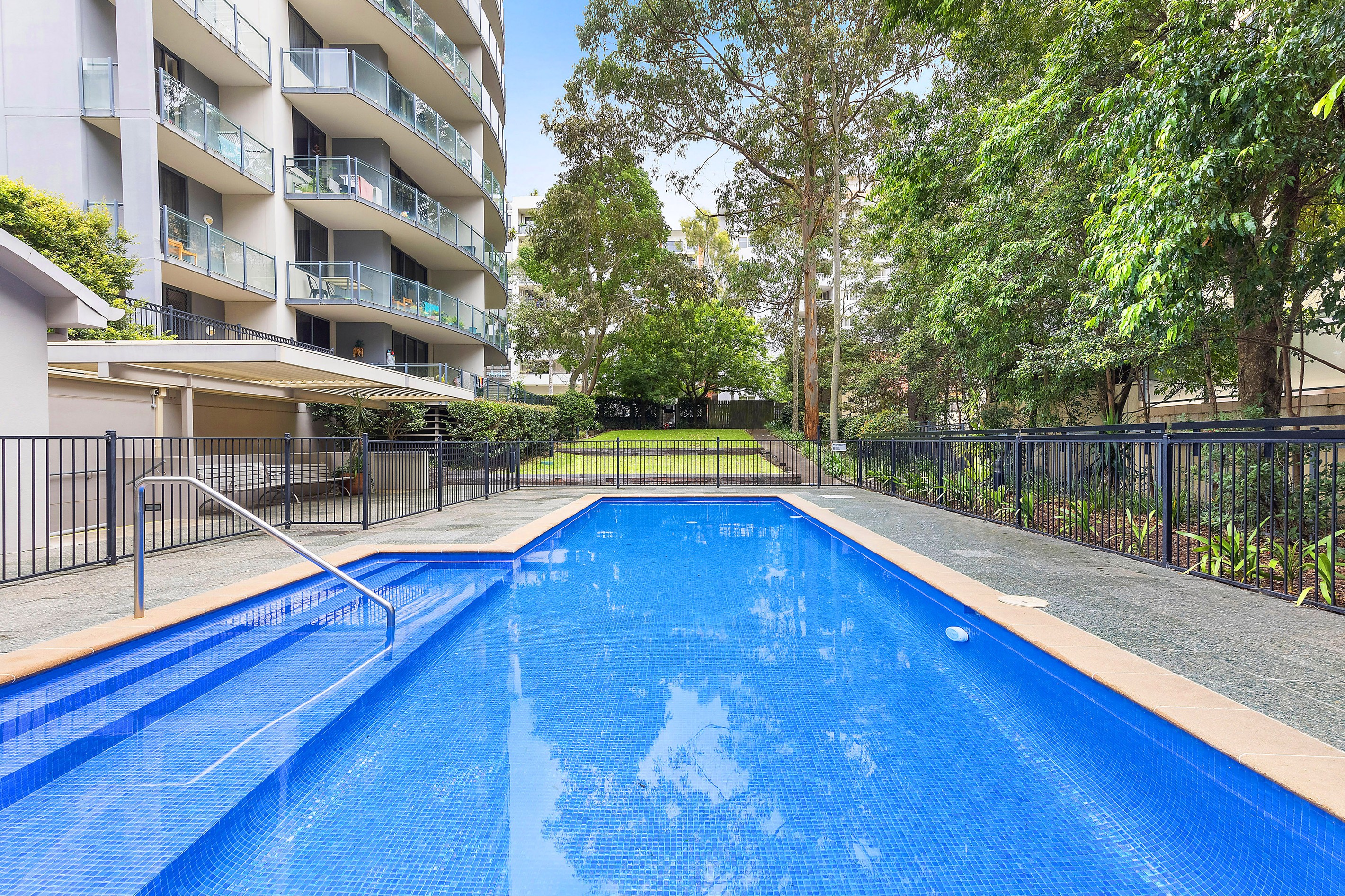102/2-10 Orara Street, Waitara, NSW 2077