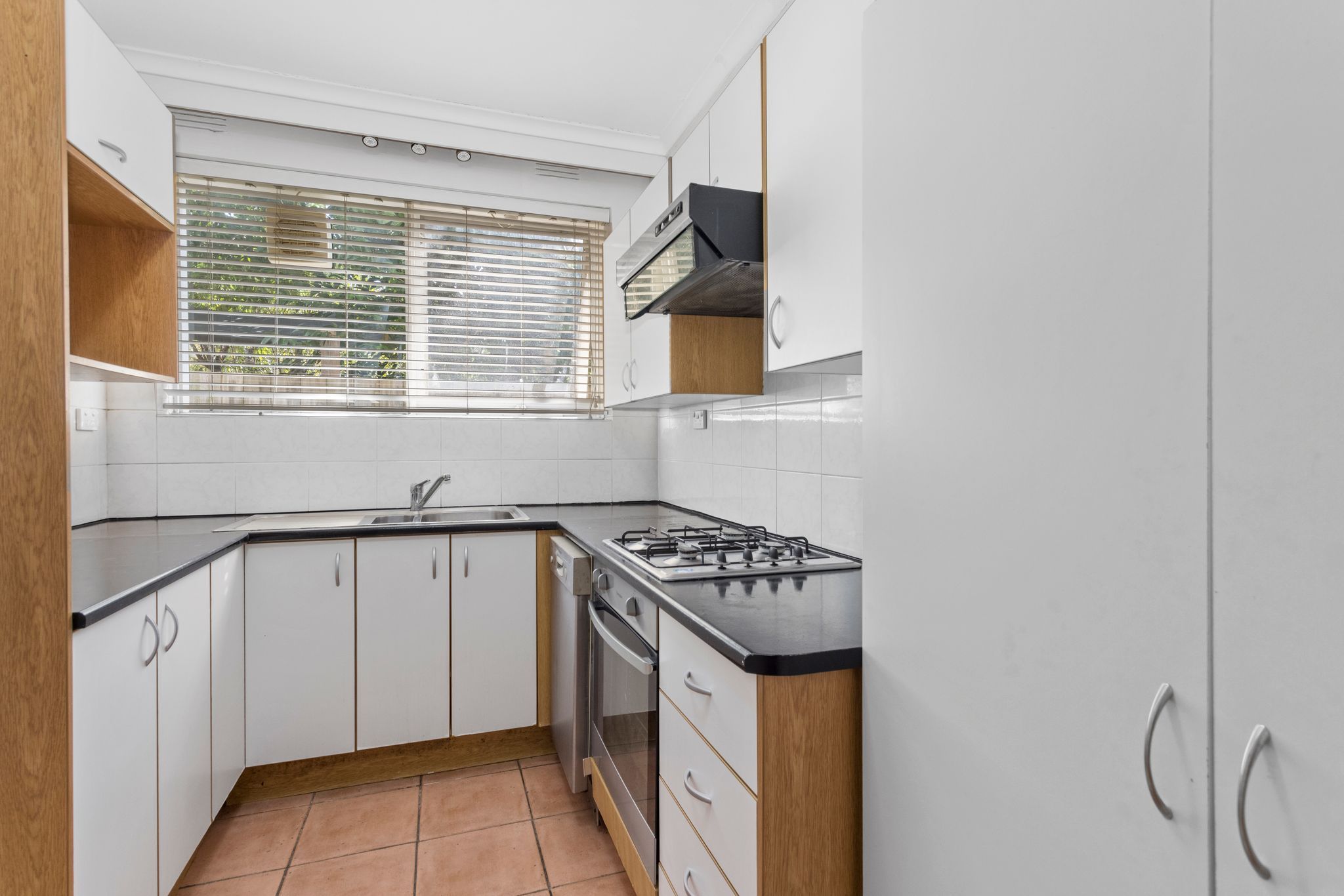 4/6 Rosstown Road, Carnegie, VIC 3163