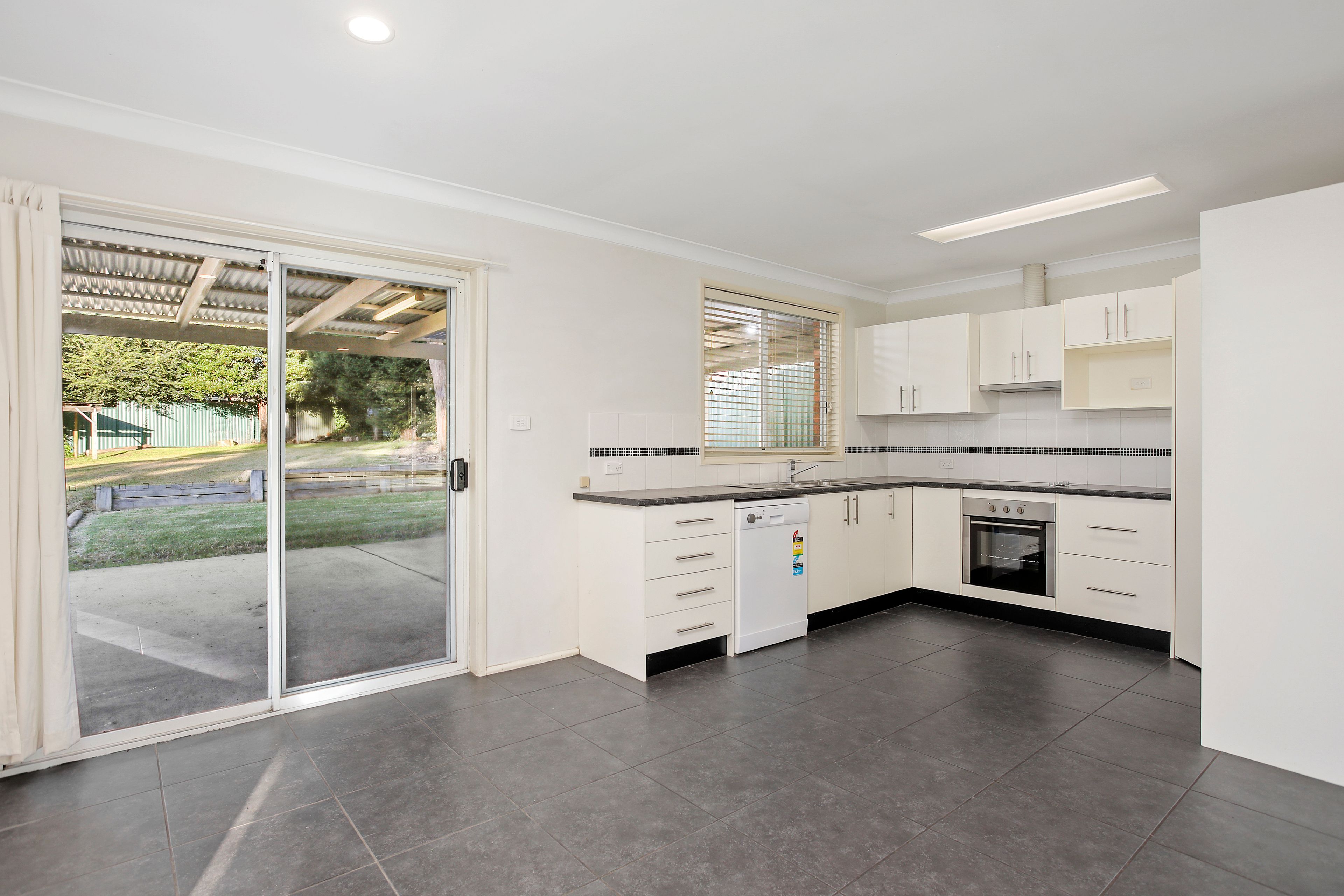 80 Wilson Drive, Hill Top, NSW 2575