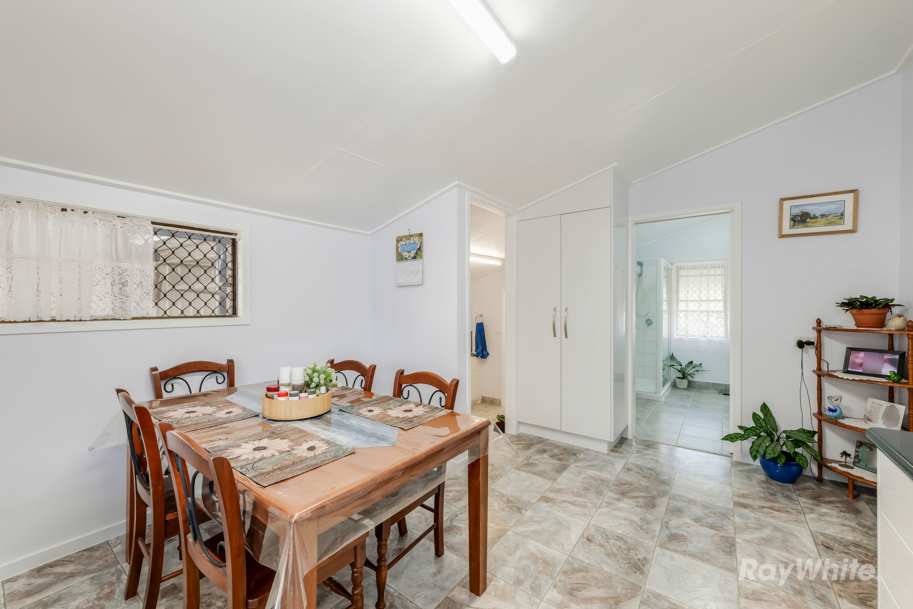 8 George Street — photo 10 of 30