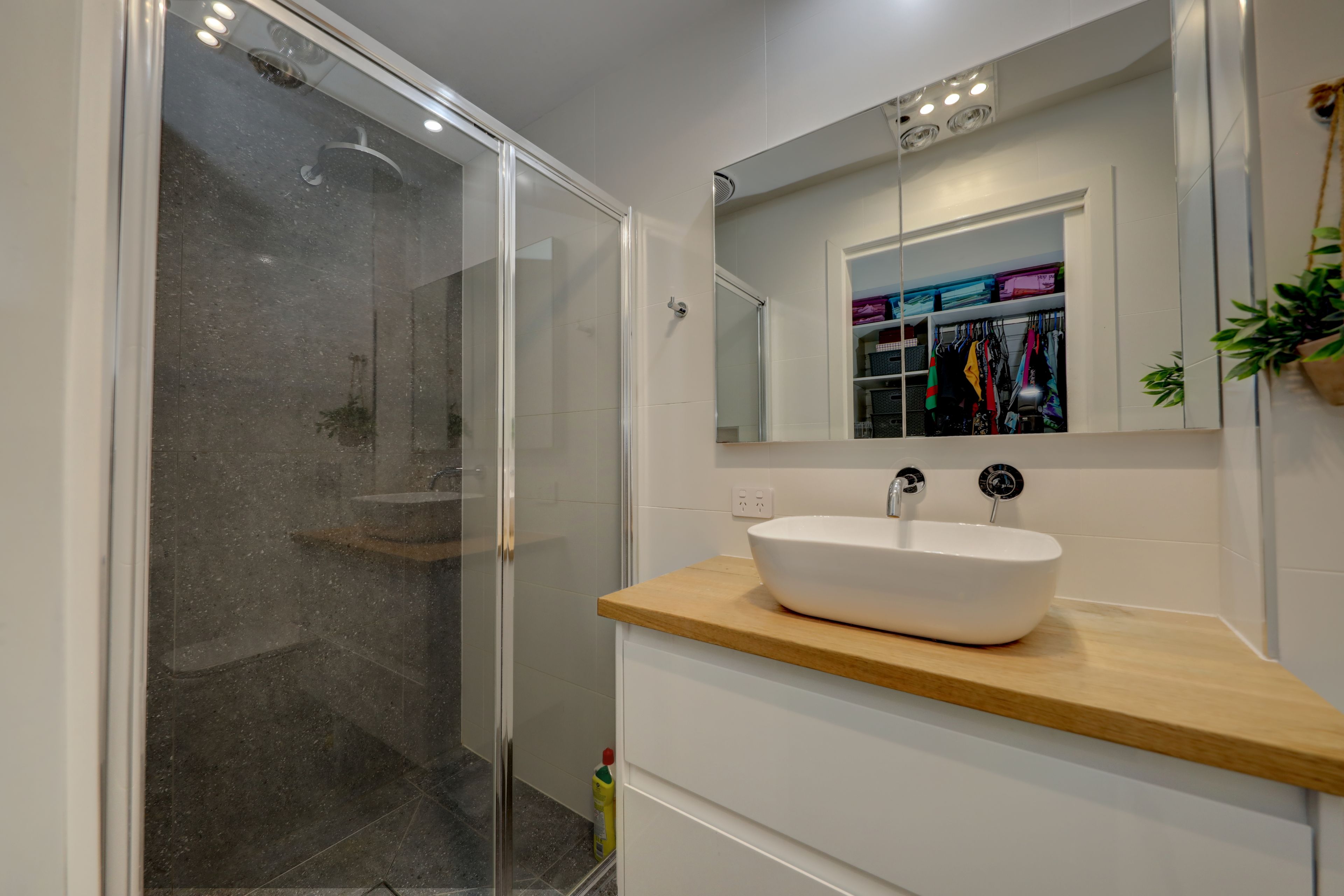 25 Brooks Avenue — photo 11 of 16