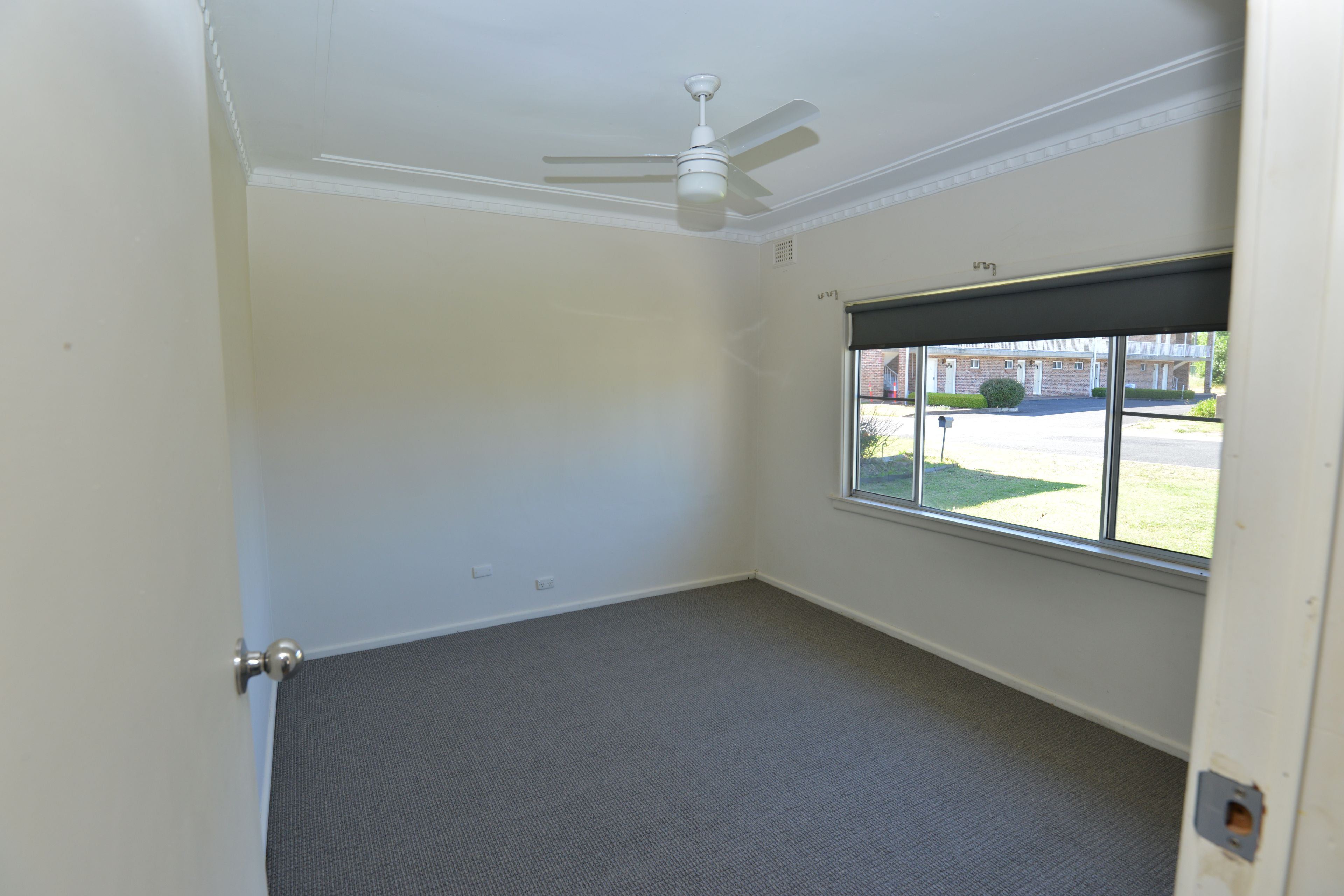 41 KING Street — photo 6 of 12