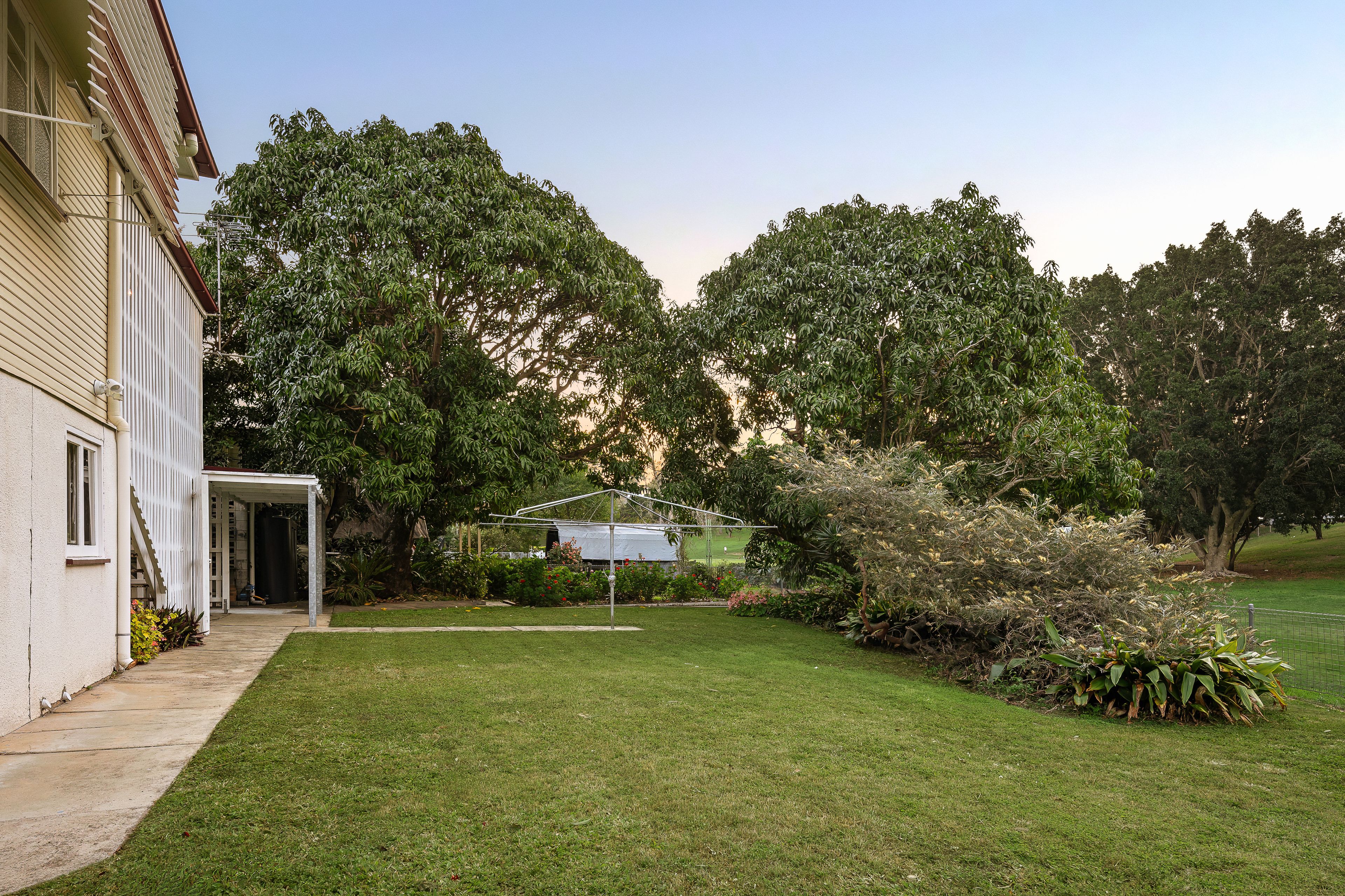 31-33 Rainworth Road, Bardon, QLD 4065