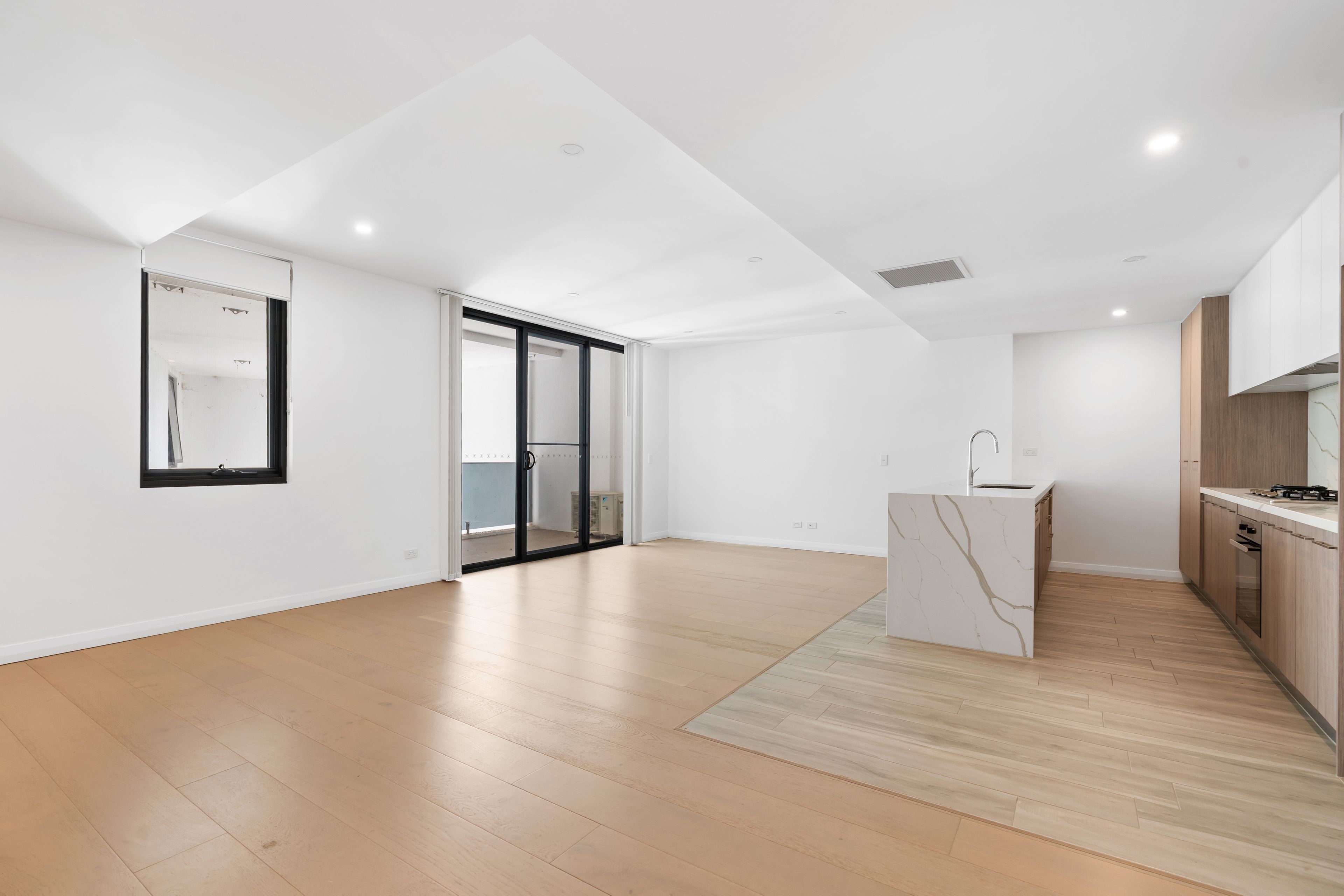 507/2 Calabria Lane, Prairiewood, NSW 2176