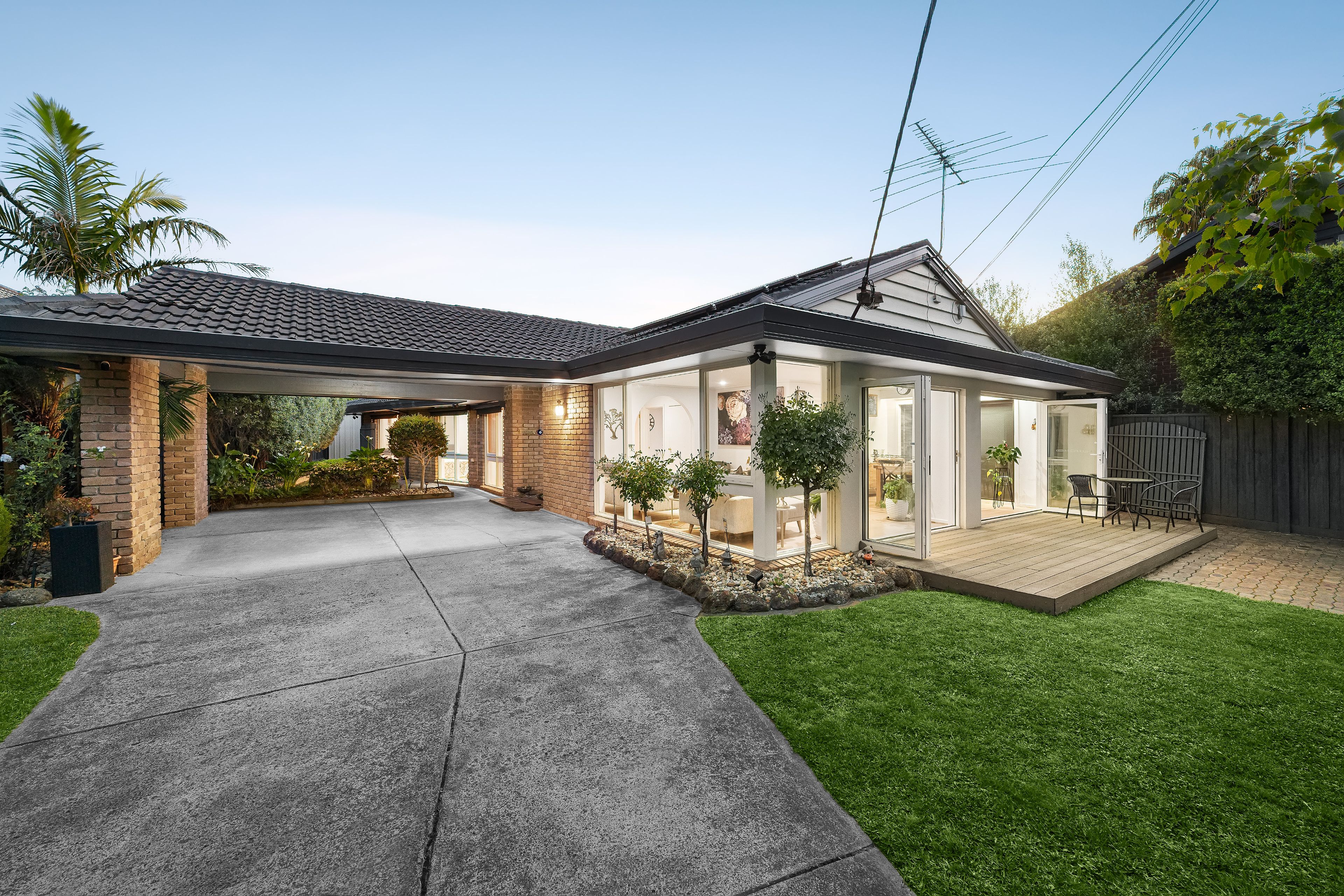17 Terrigal Avenue — photo from Ray White Oakleigh