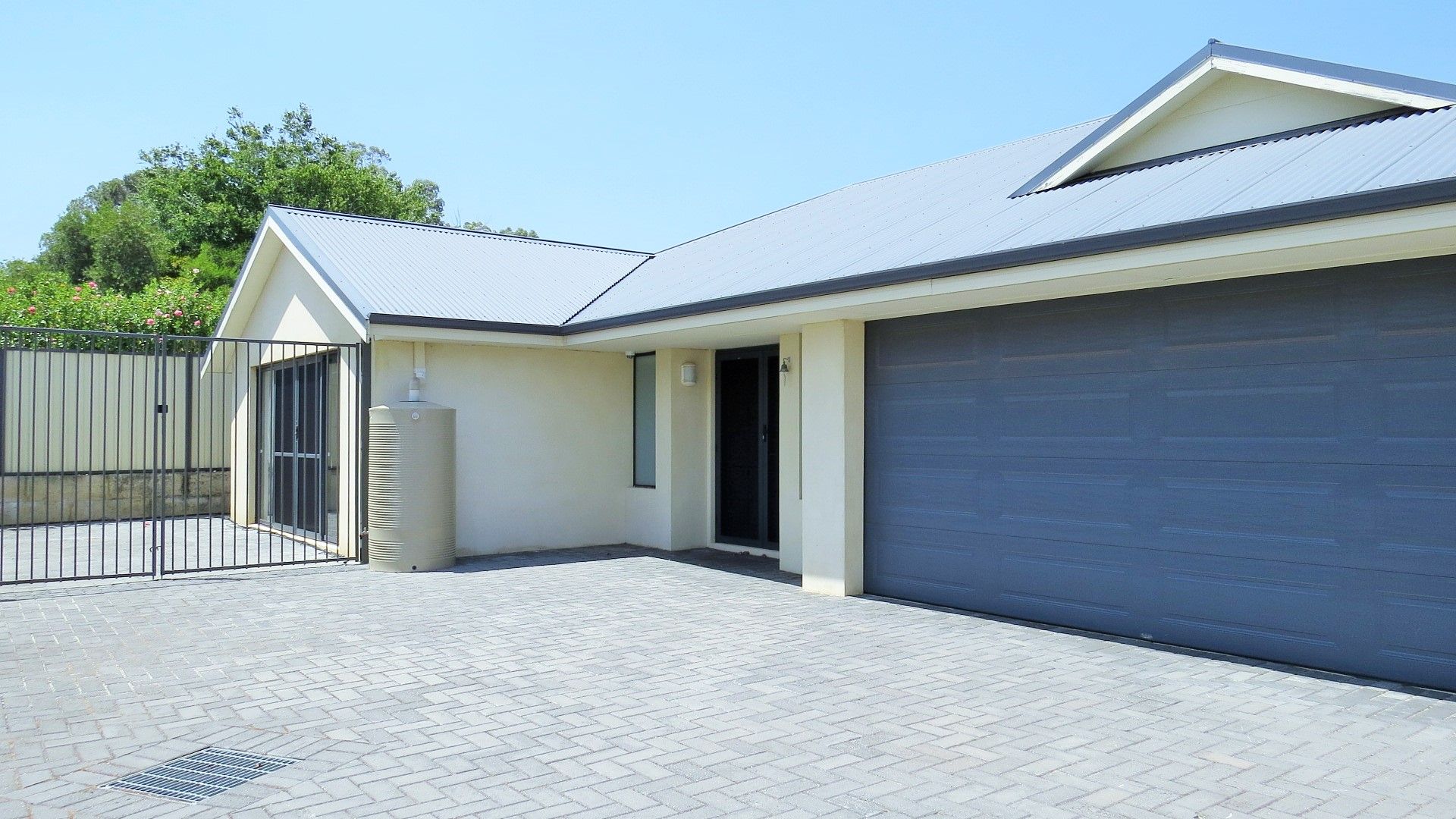 3 Haslemere Drive, Mount Nasura, WA 6112